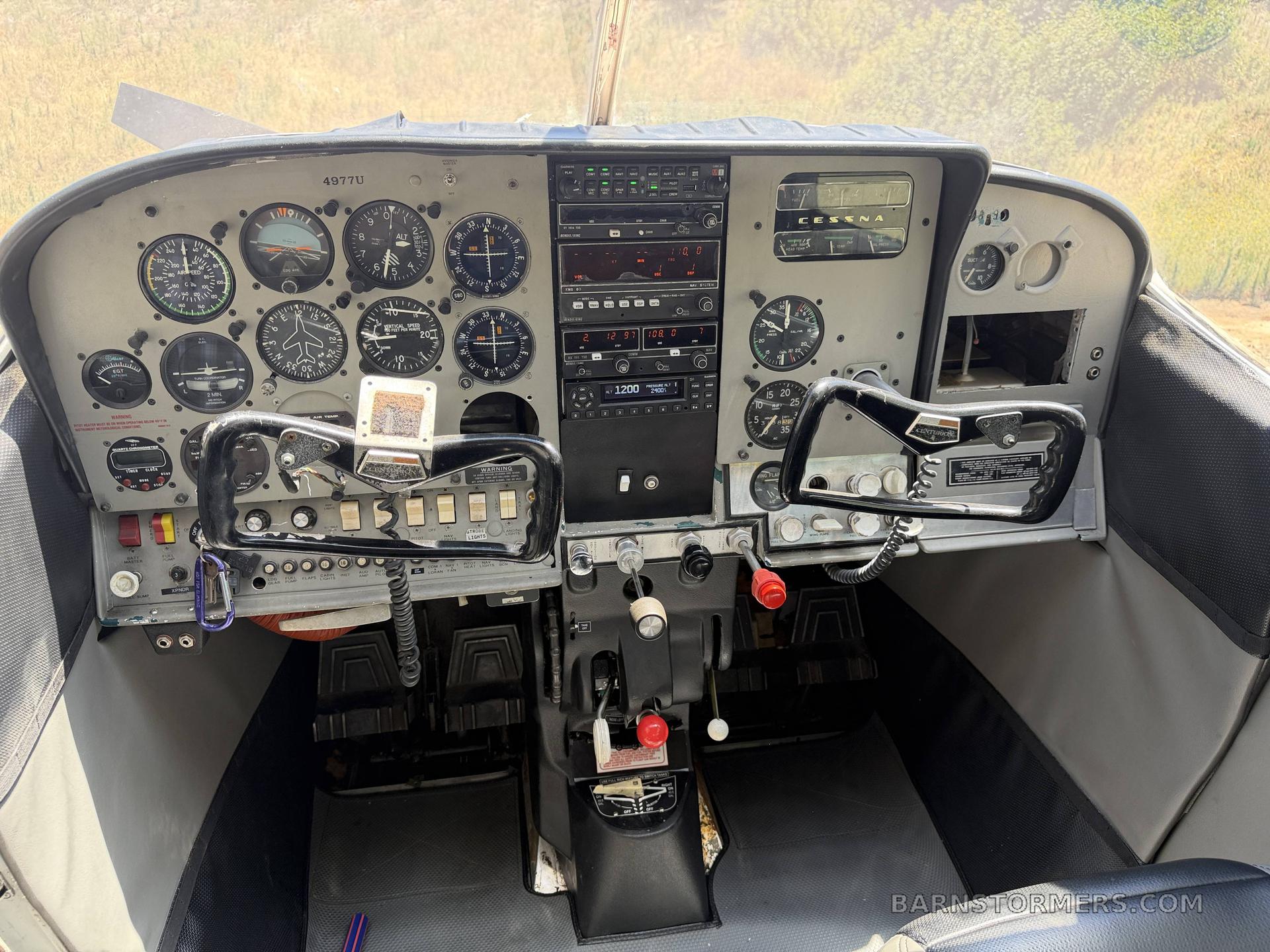 1965 Cessna 210 thumbnail 2