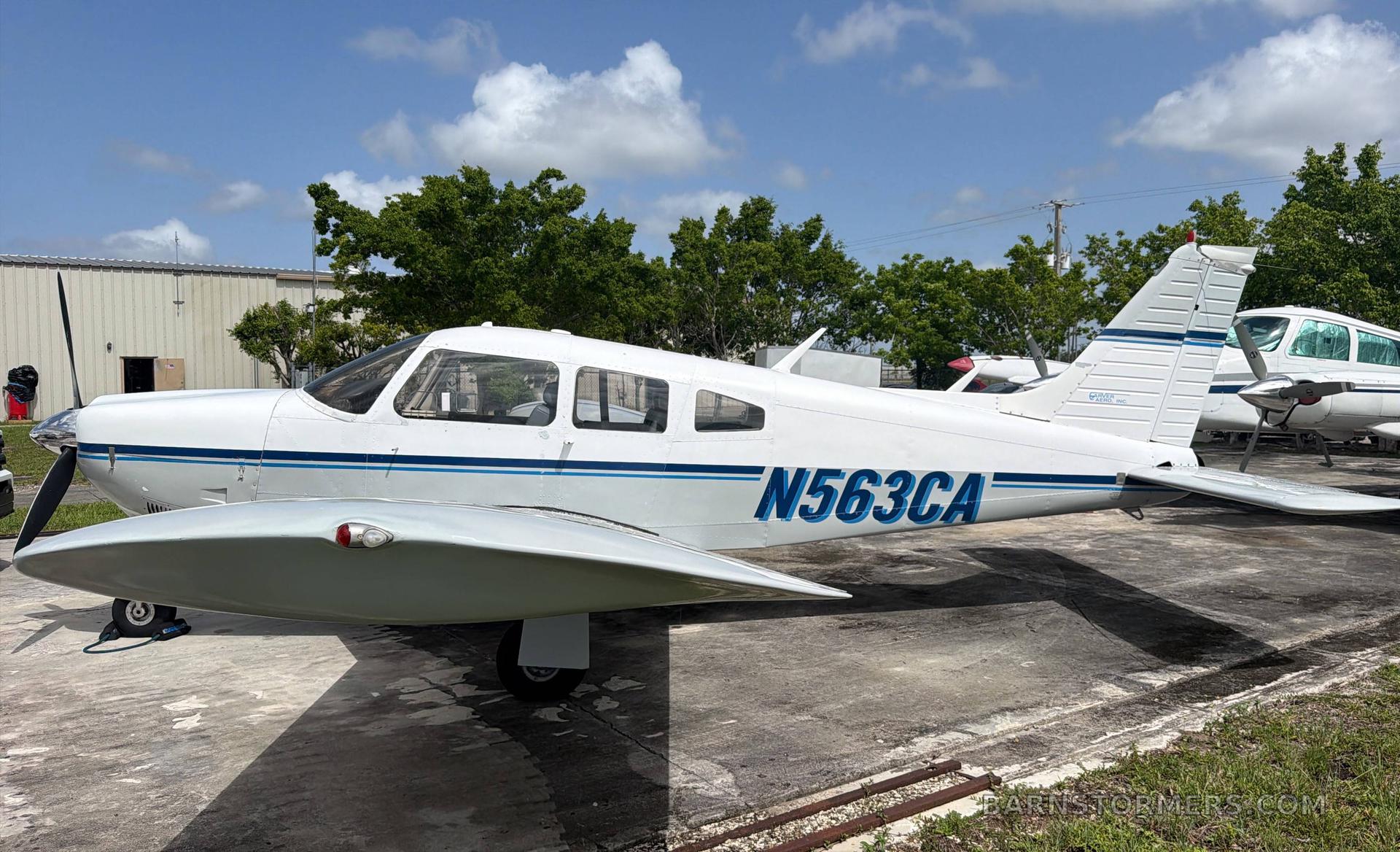 1975 Piper Arrow thumbnail 3