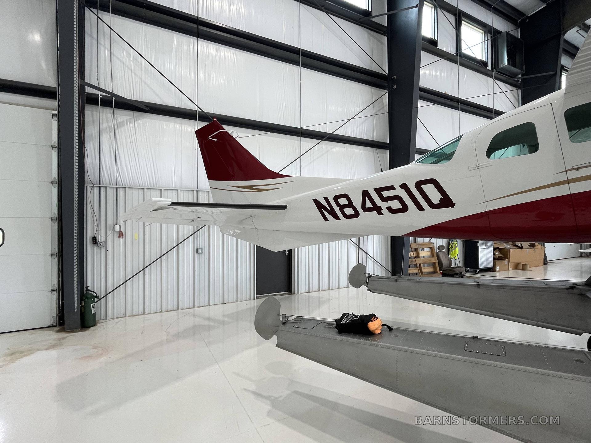 1976 Cessna 206 thumbnail 4