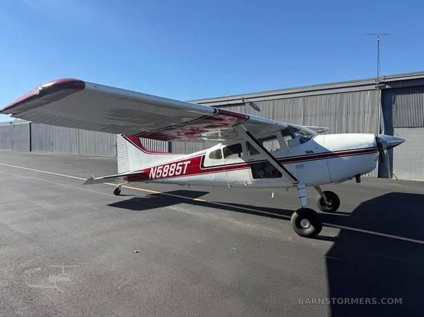 1964 Cessna 185 thumbnail 4