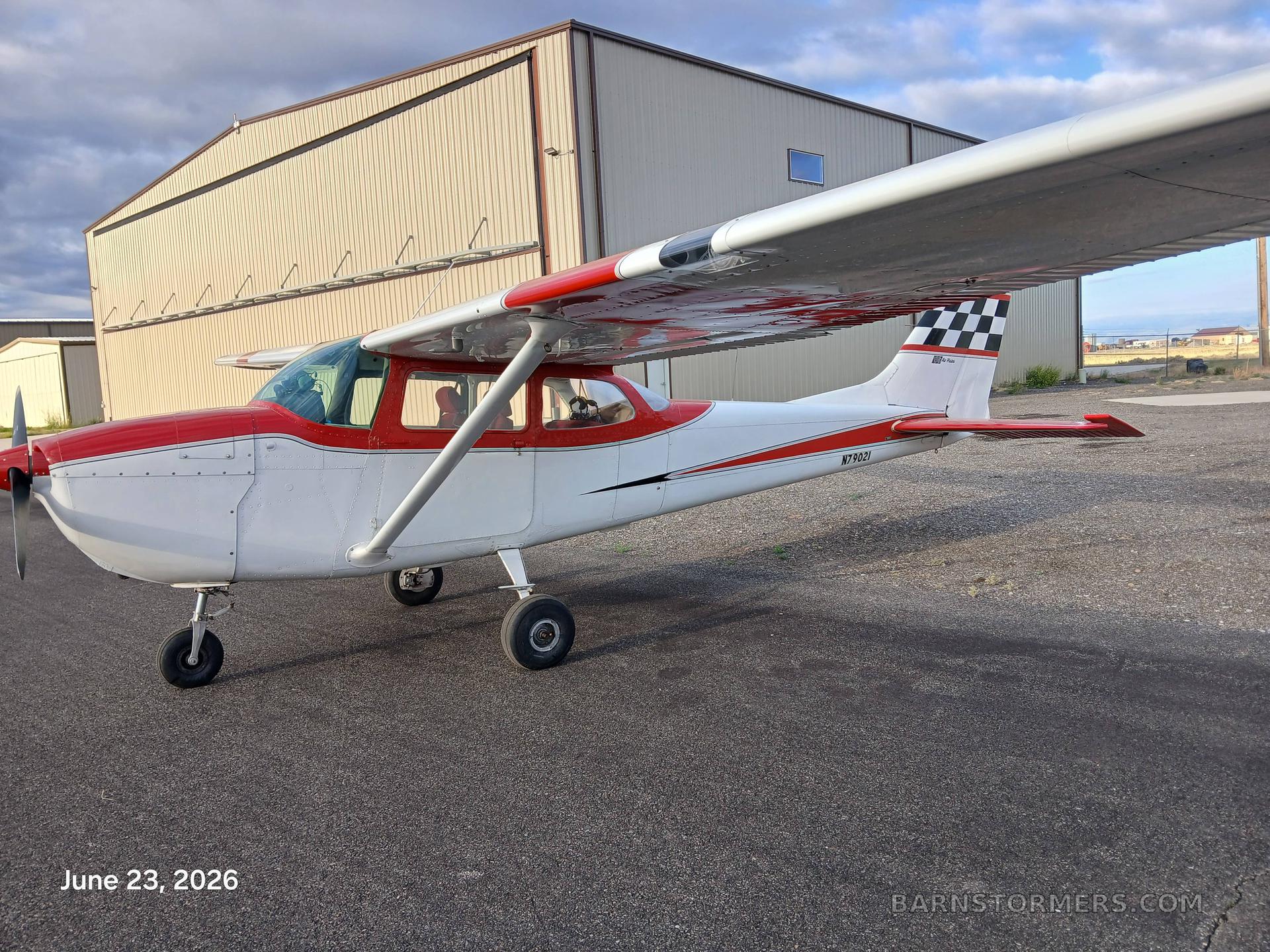 1969 Cessna 172 thumbnail 4