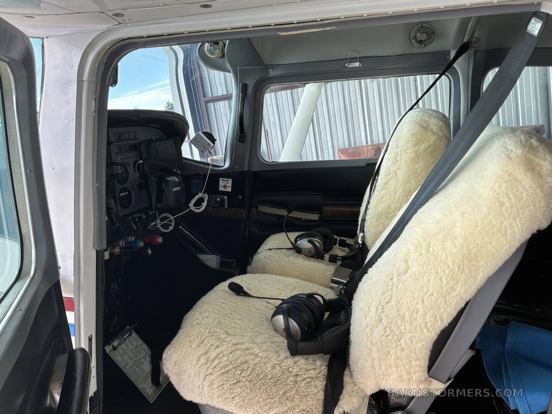 1971 Cessna 182 thumbnail 3