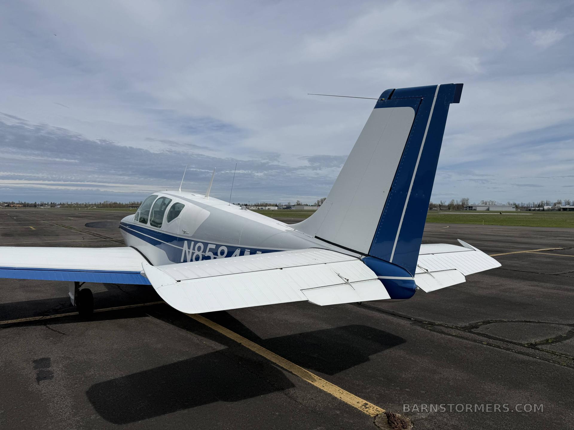 1963 BEECHCRAFT DEBONAIR (B33) 3