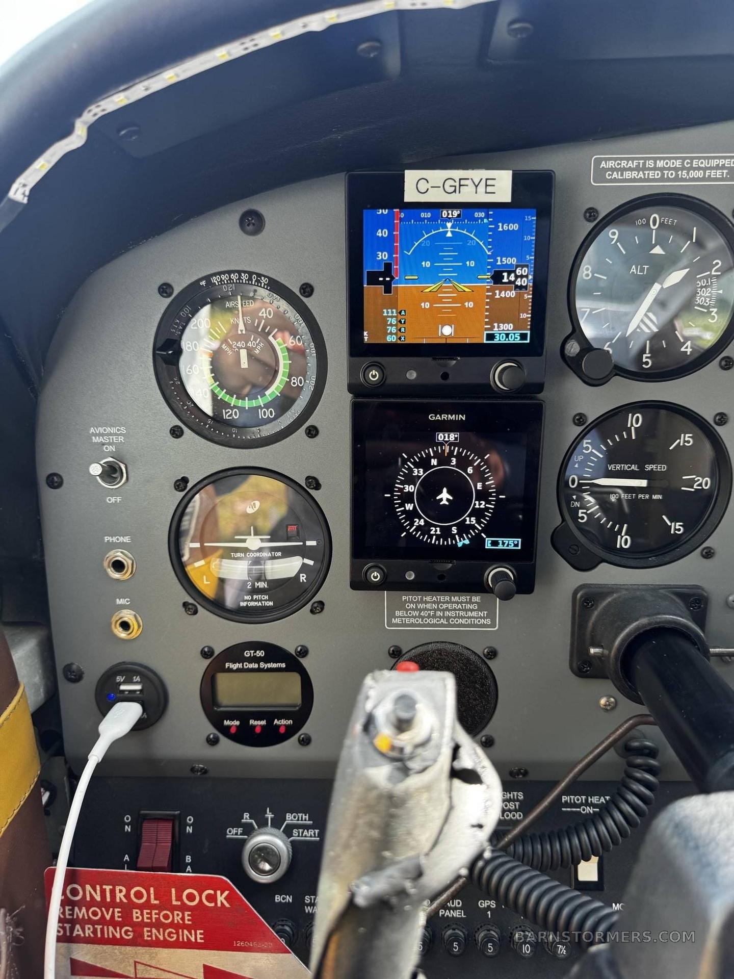 1976 Cessna 182 thumbnail 4