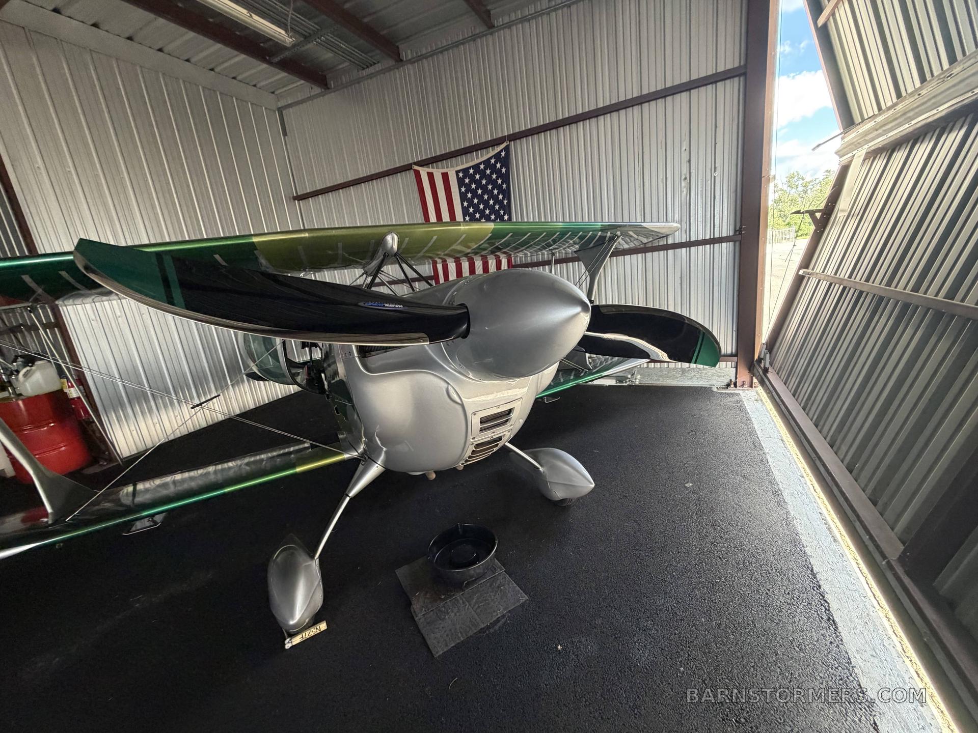 Biplane thumbnail 3