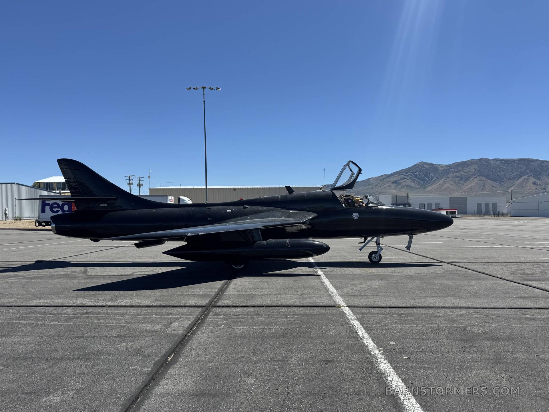 HAWKER HUNTER MK75 3