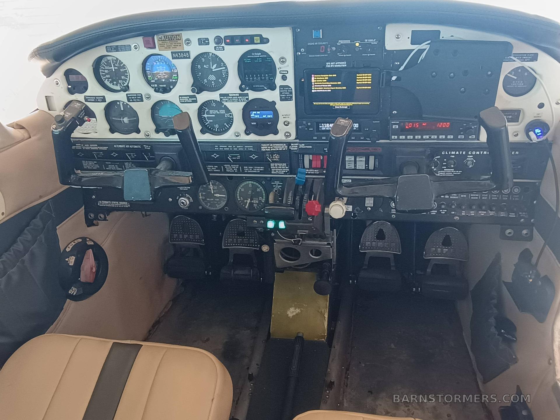 1977 Piper Arrow thumbnail 3