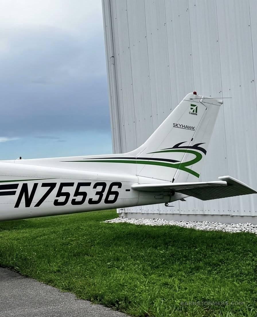 1976 Cessna 172 thumbnail 3