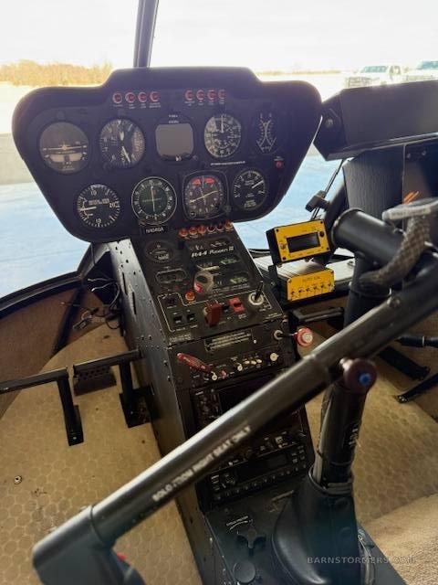 2005 R44 RAVEN II 4