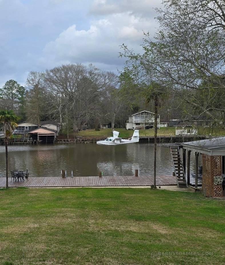 LAKE BUCCANEER 4