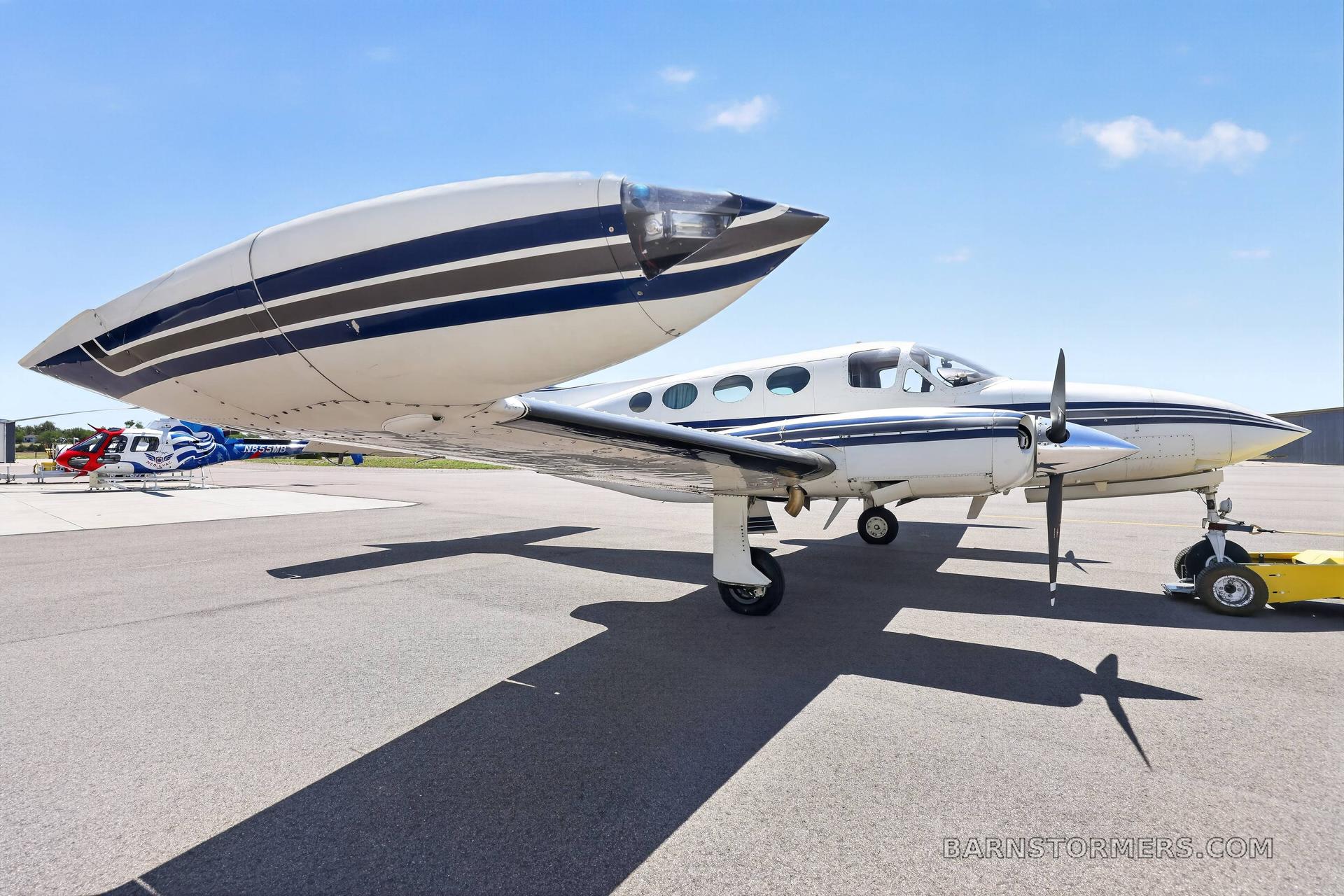 1970 Cessna 414 thumbnail 3