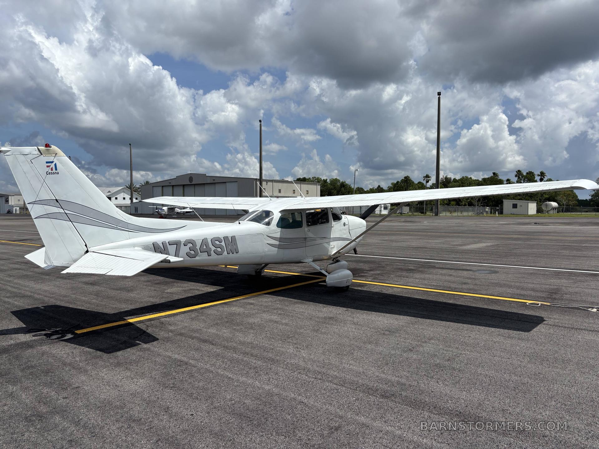 1977 Cessna 172 thumbnail 3