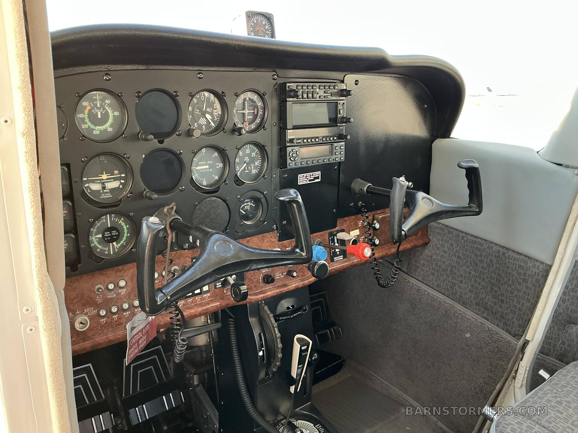 1980 Cessna 172 thumbnail 5