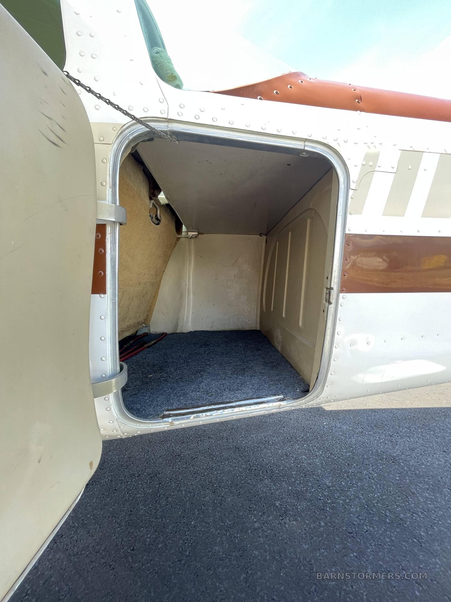 1962 CESSNA 182E SKYLANE 4