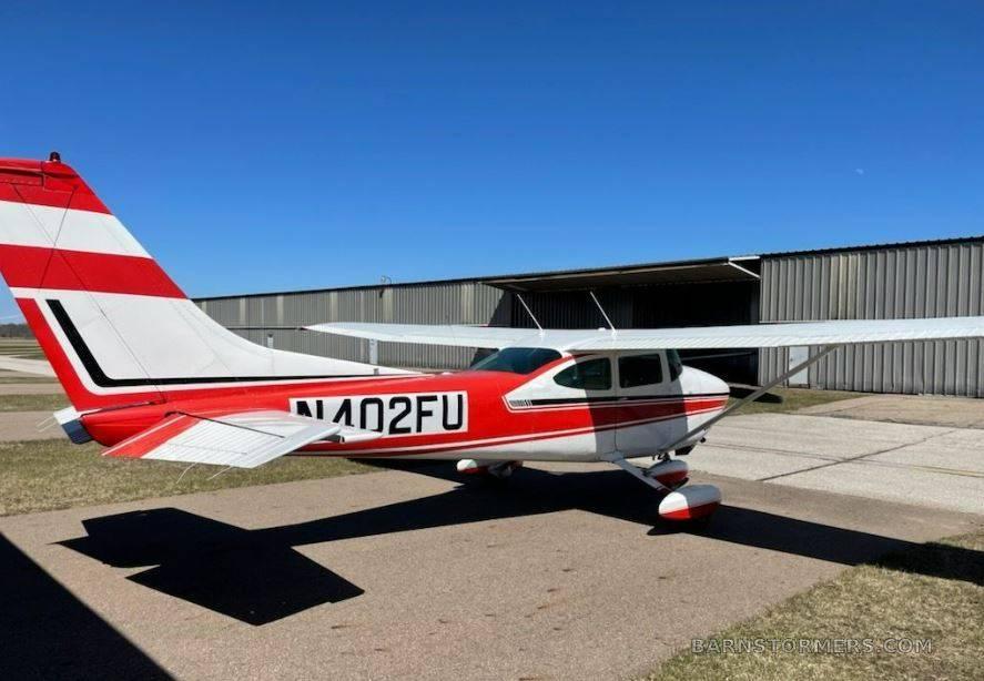 Cessna 182 thumbnail 2
