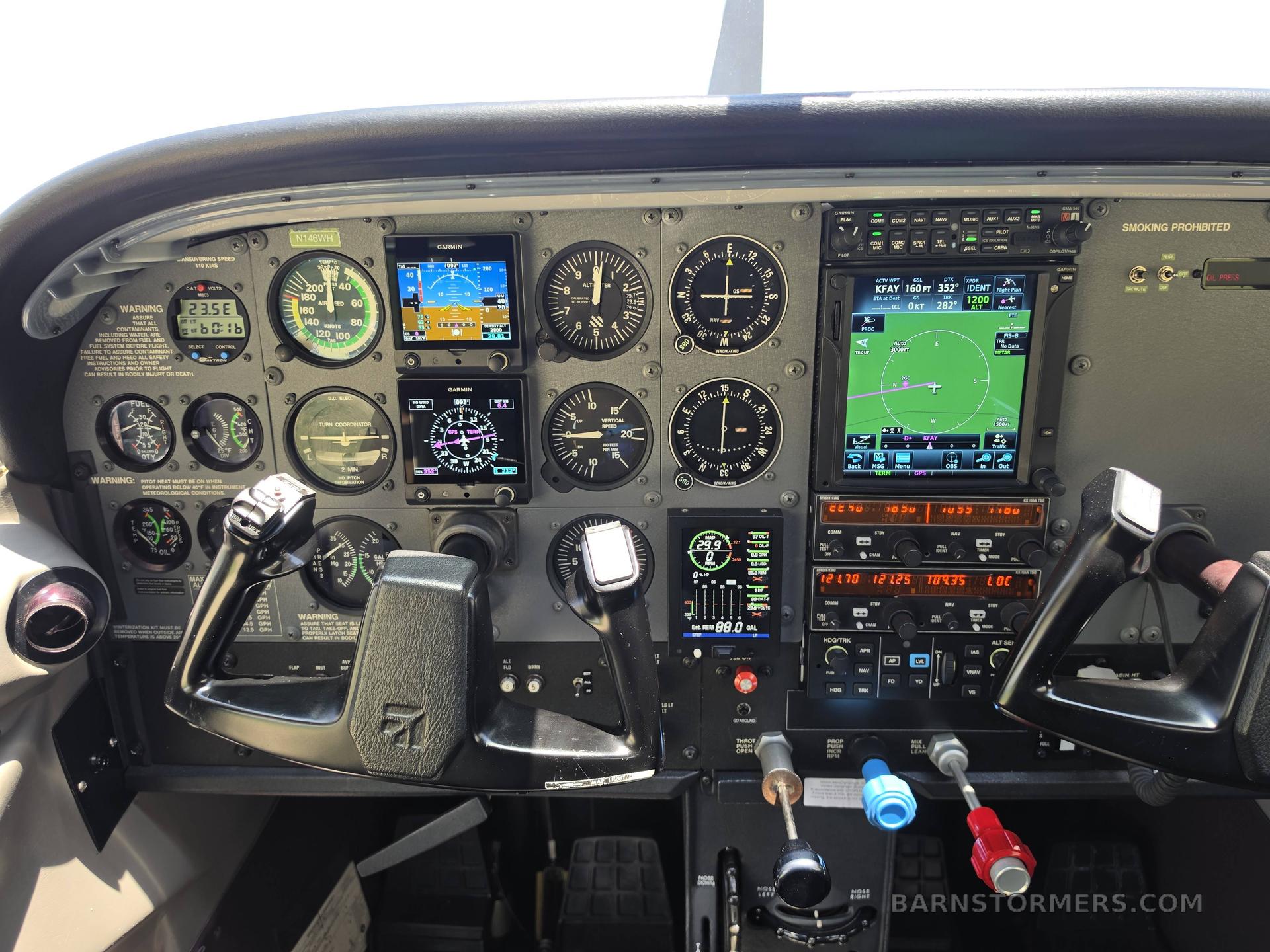 CESSNA 182S 5