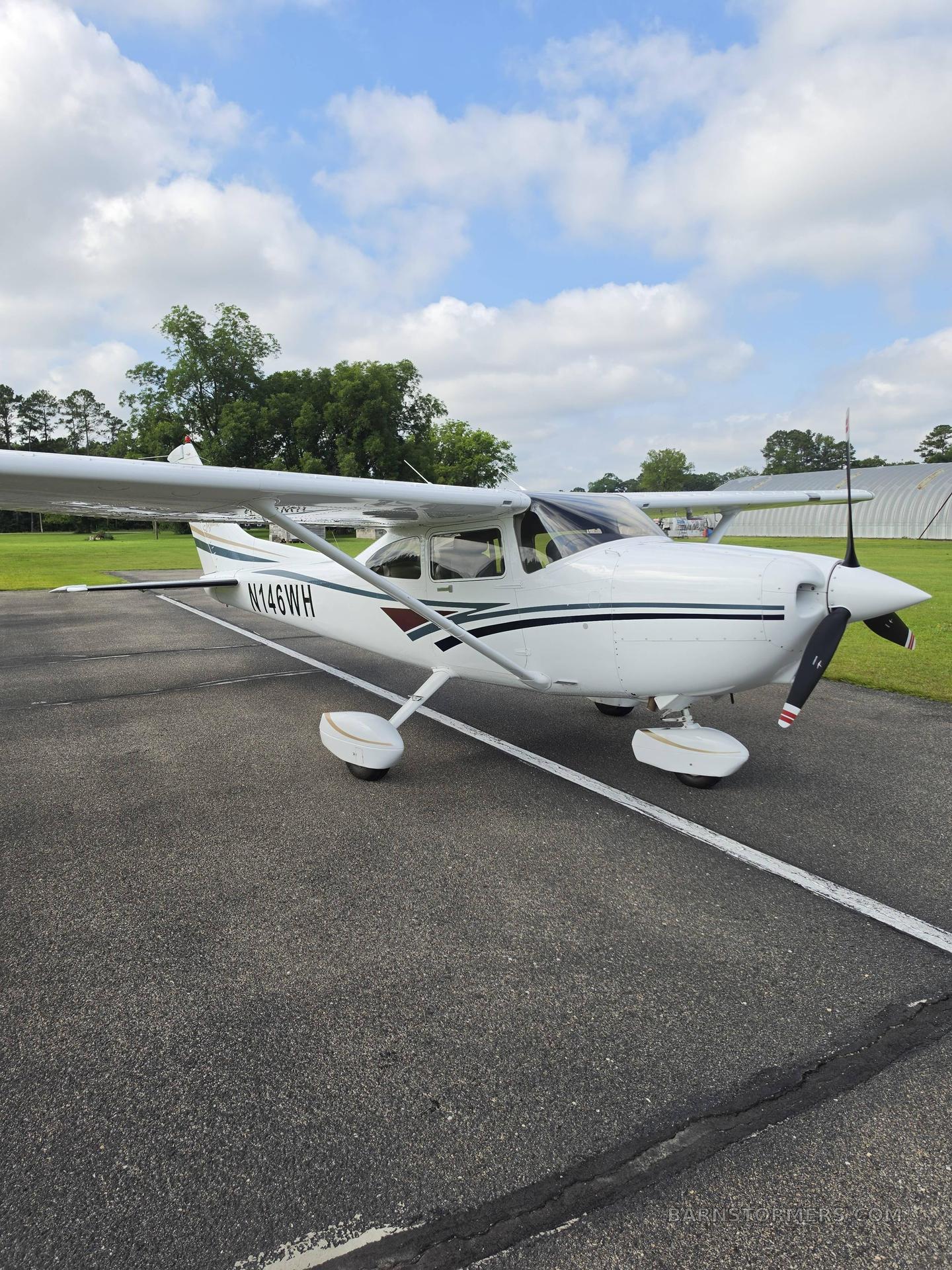 1998 Cessna 182 thumbnail 2