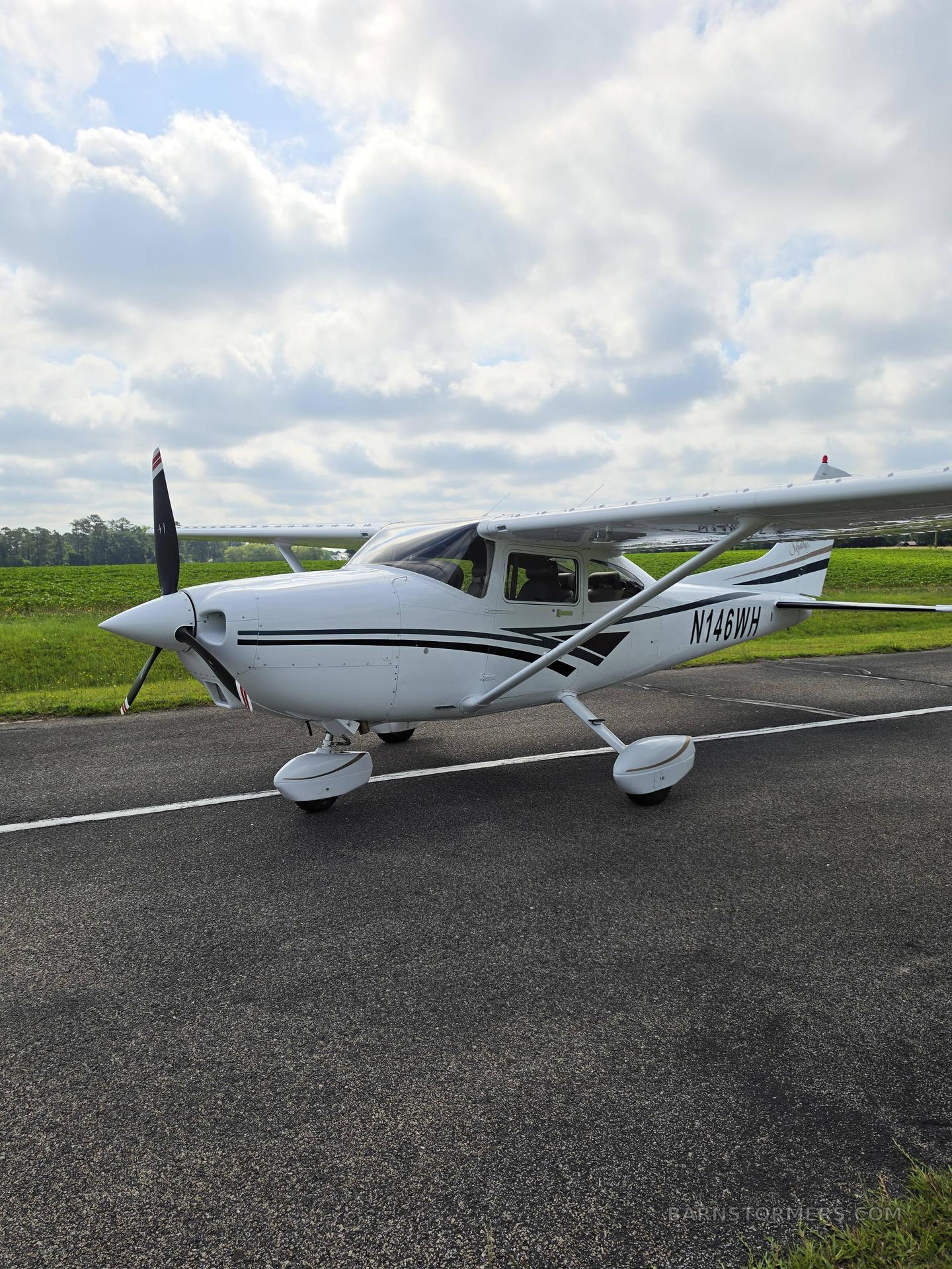 1998 Cessna 182 thumbnail 3