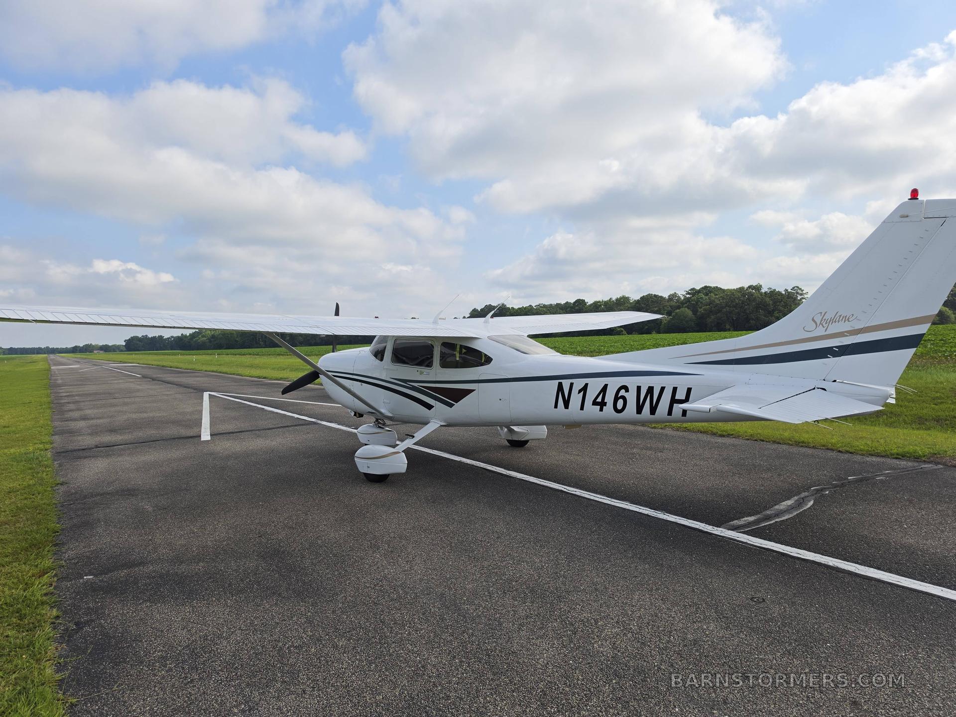 1998 Cessna 182 thumbnail 5