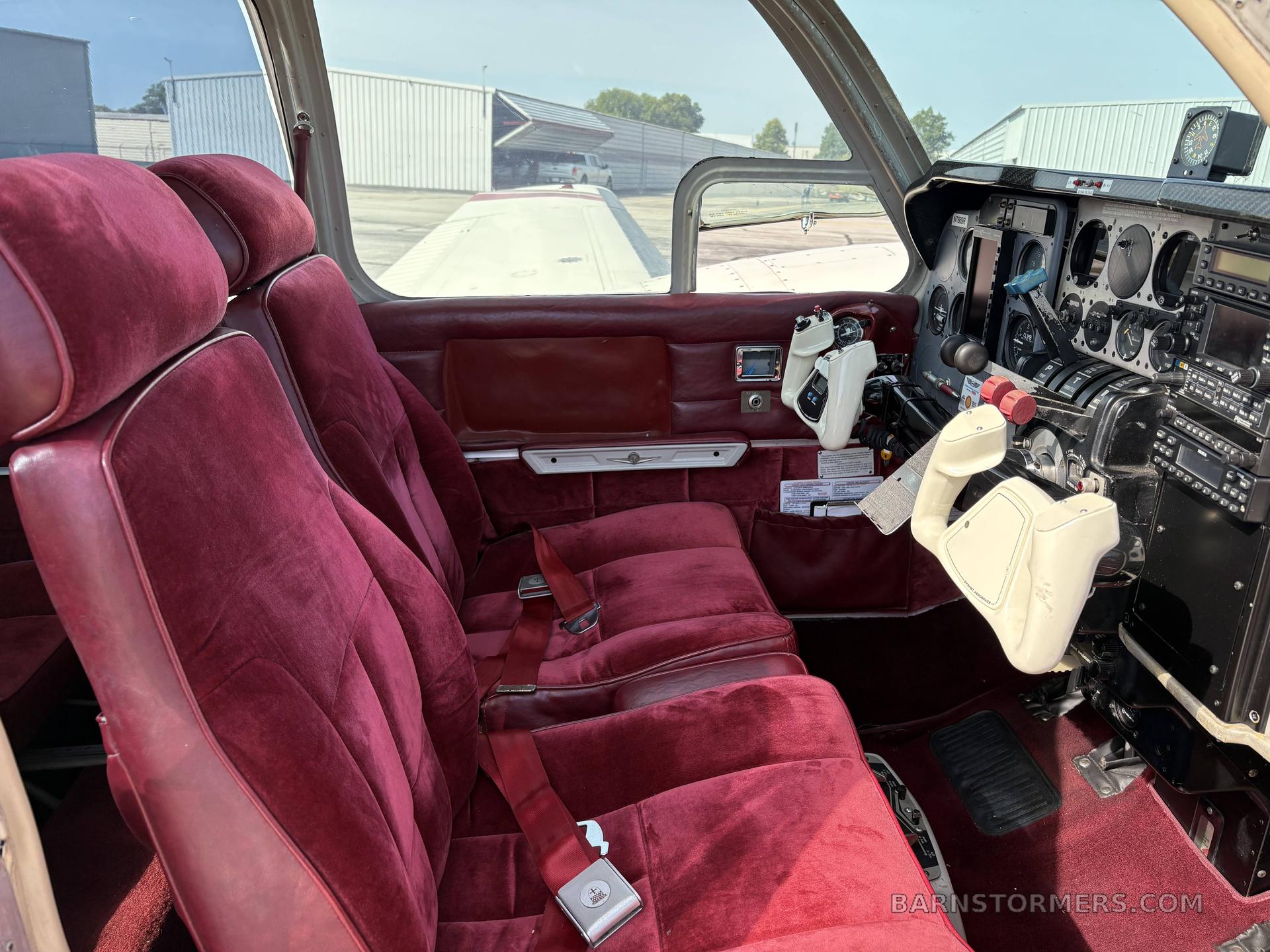 1969 BARON 55, GFC600 AP 4