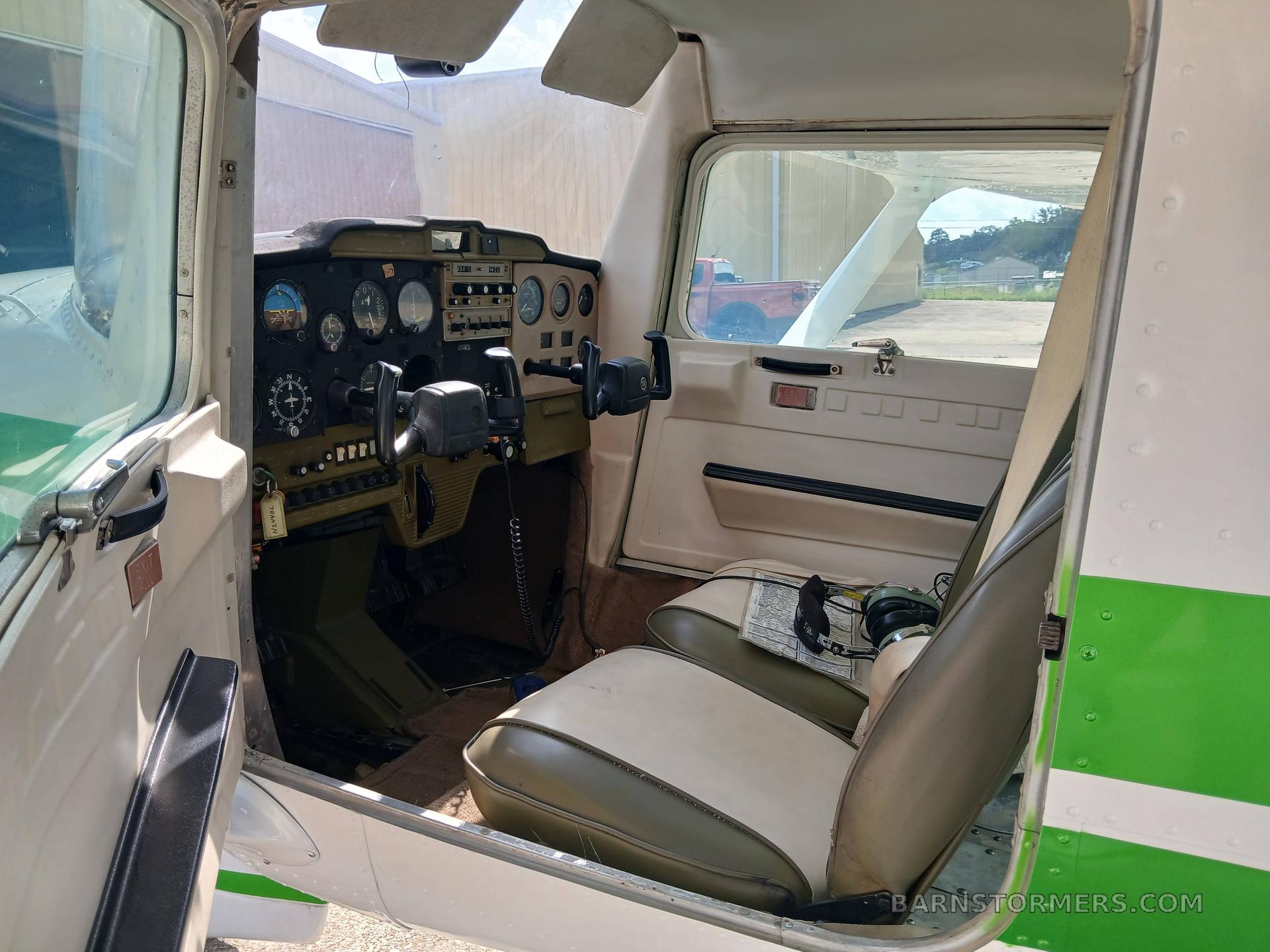 1973 Cessna 150 thumbnail 3
