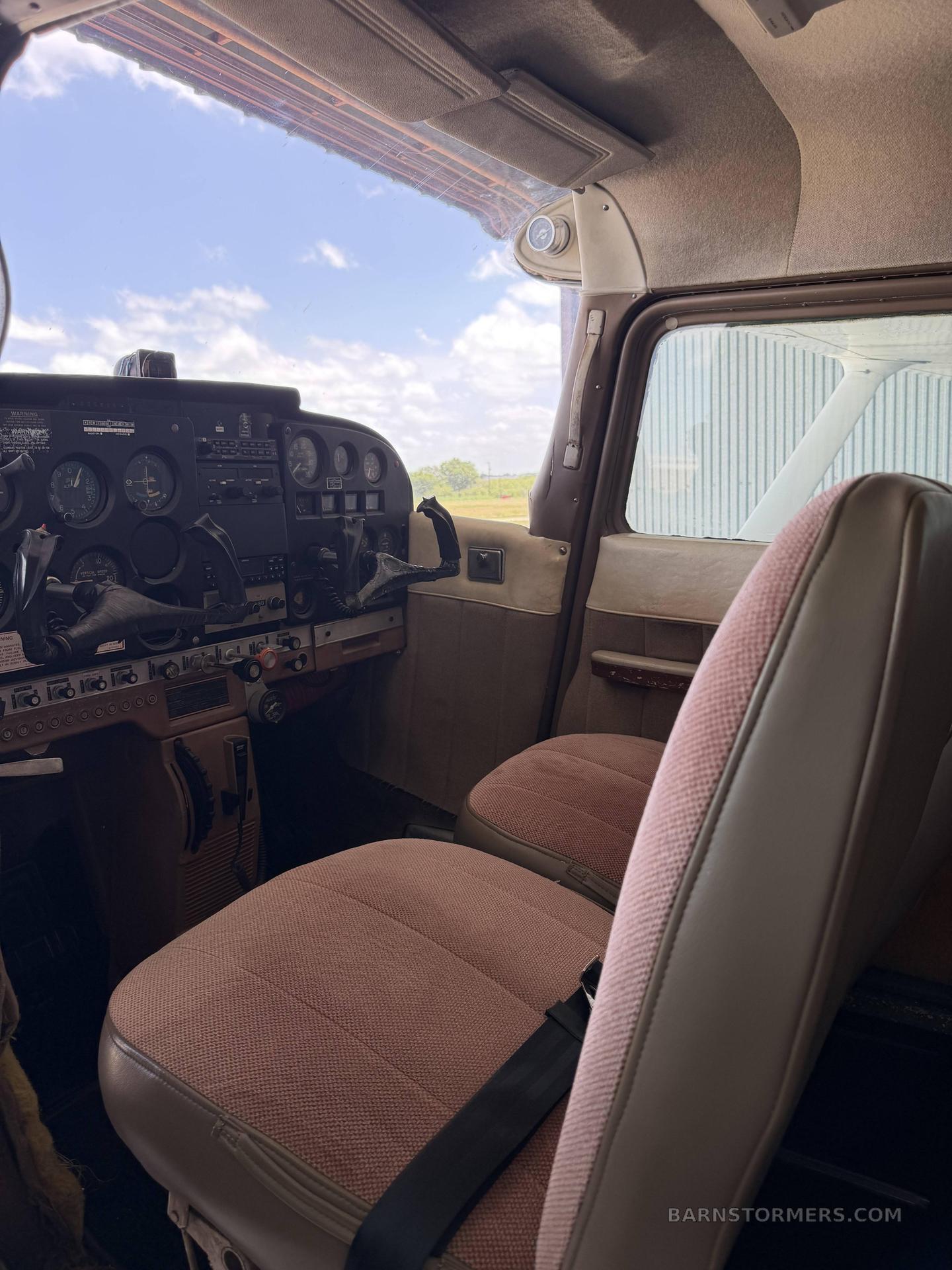 1968 CESSNA 172I SKYHAWK 5