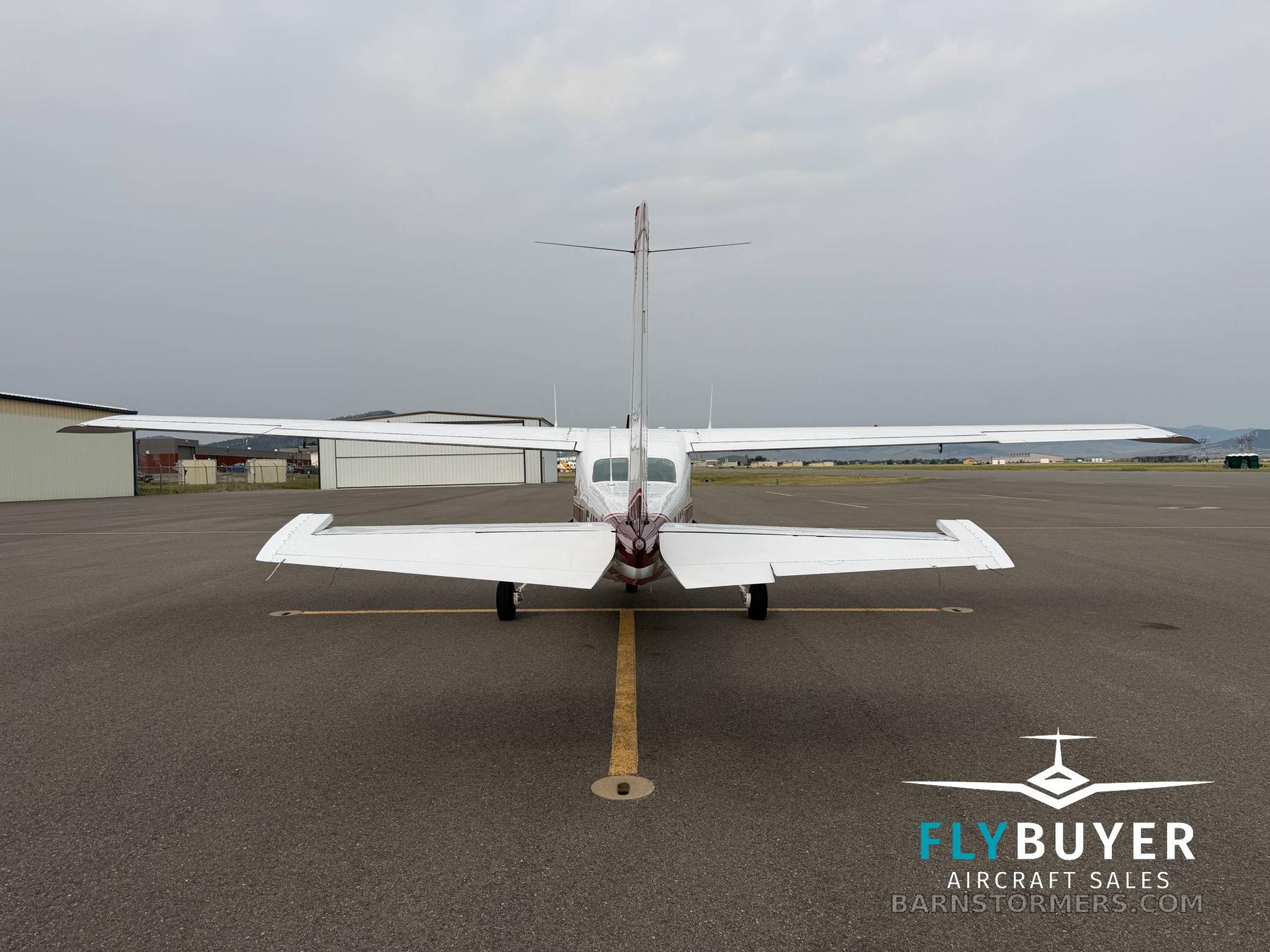 1979 Cessna 210 thumbnail 3