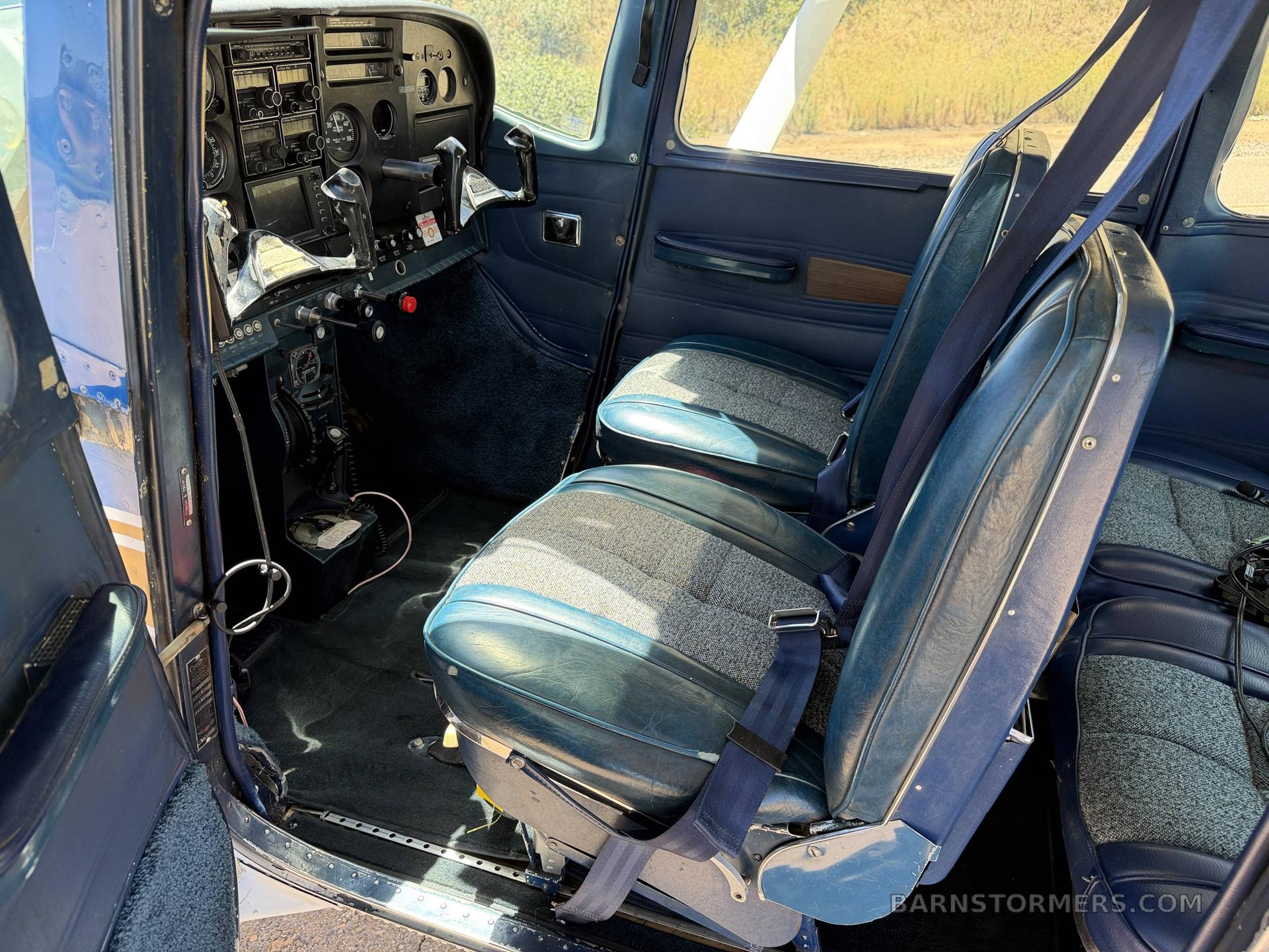 1969 Cessna 182 thumbnail 2