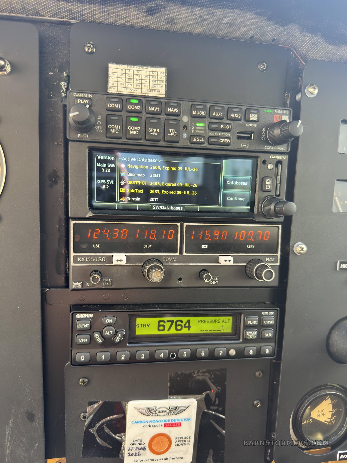 1974 Cessna 172 thumbnail 4