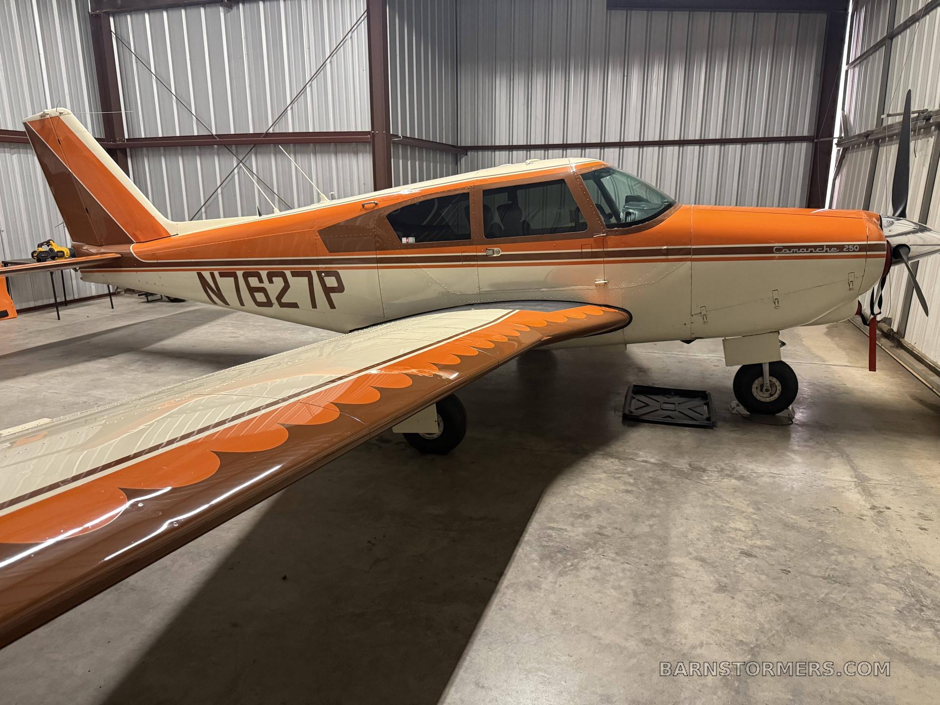 1961 Piper Comanche thumbnail 5
