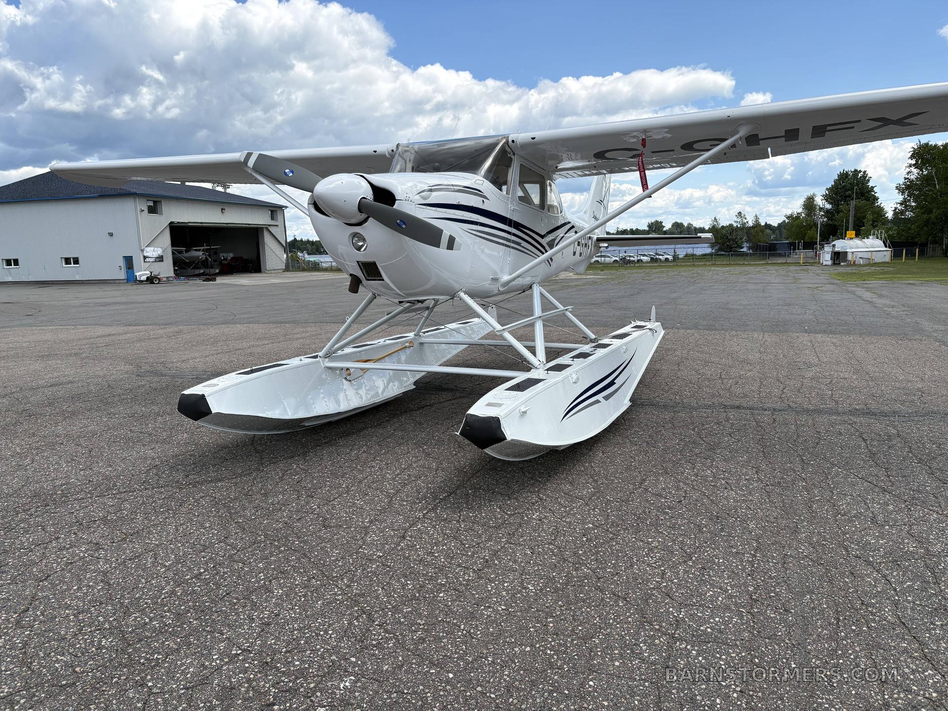 2026 Cessna 172 thumbnail 2