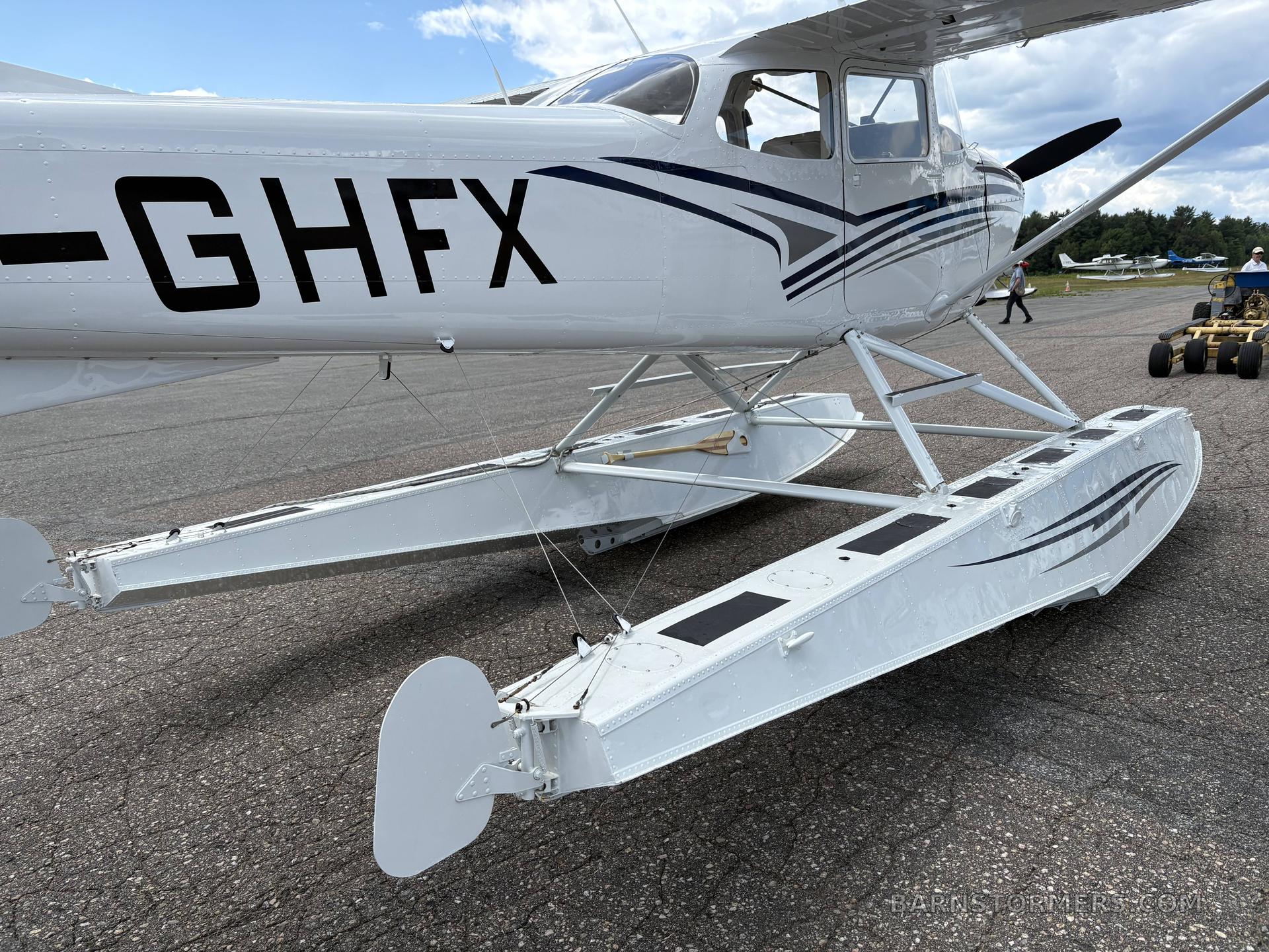 2026 Cessna 172 thumbnail 4