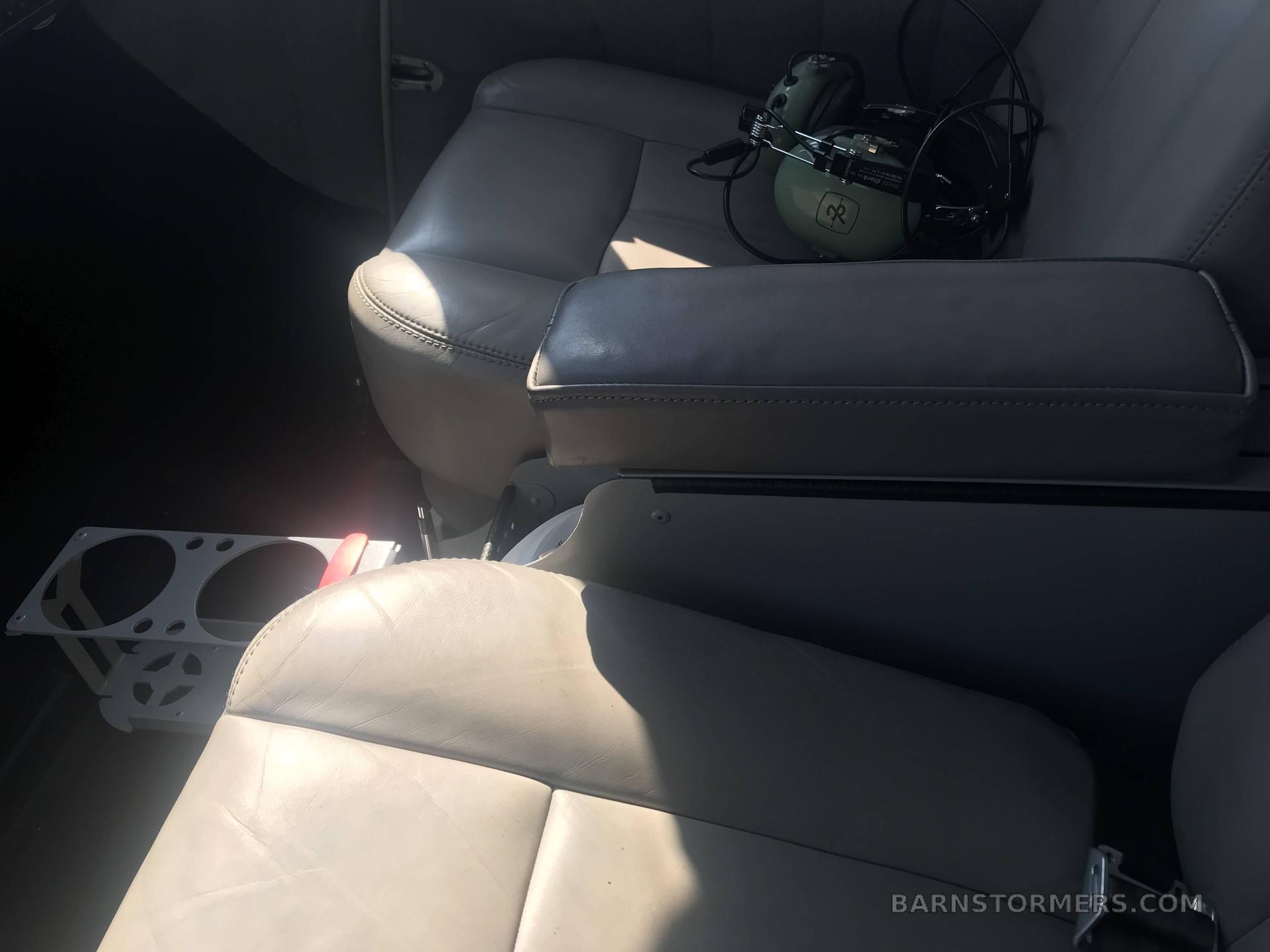 1969 Cessna 210 thumbnail 4