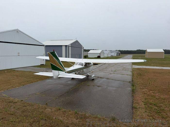 1965 Cessna 172 thumbnail 4