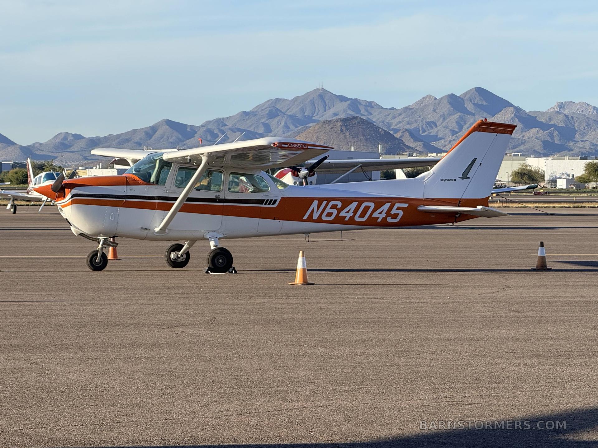1975 Cessna 172 thumbnail 2