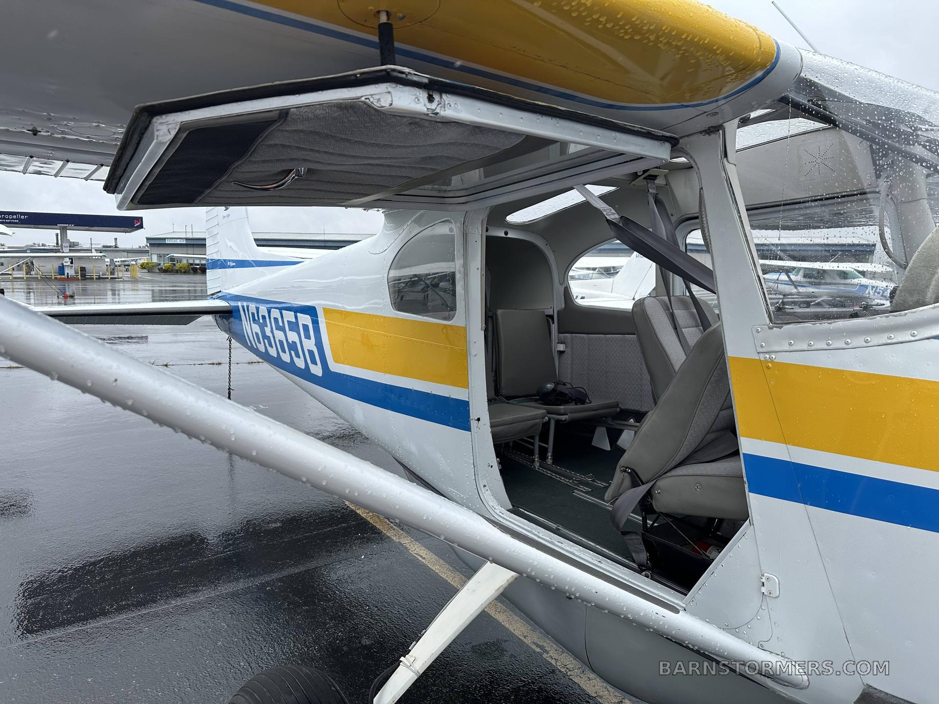 1957 Cessna 182 thumbnail 5