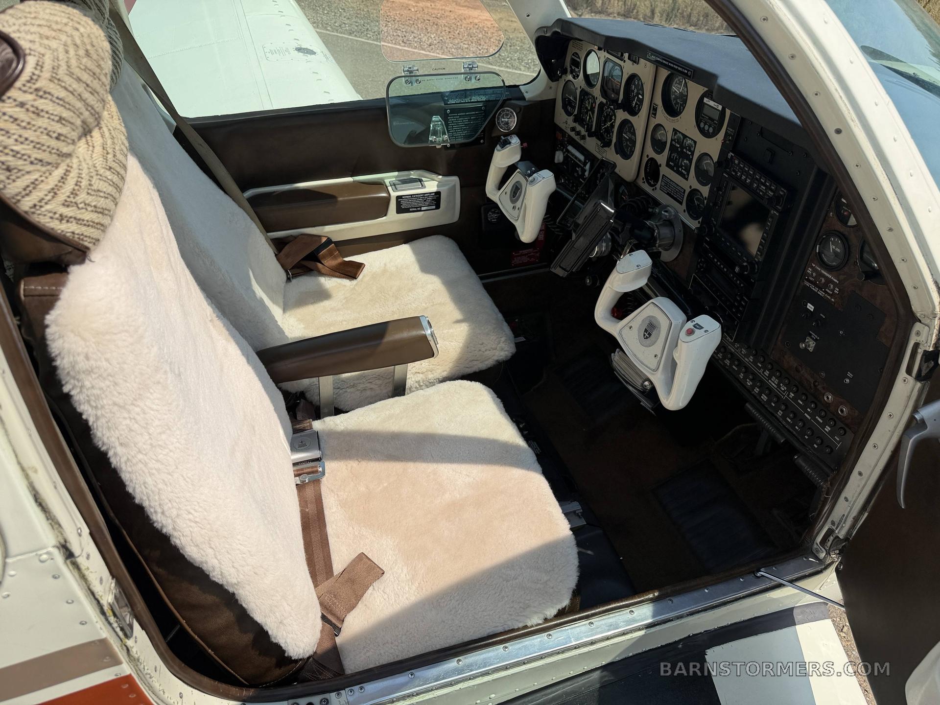 1981 Beechcraft A36 thumbnail 3