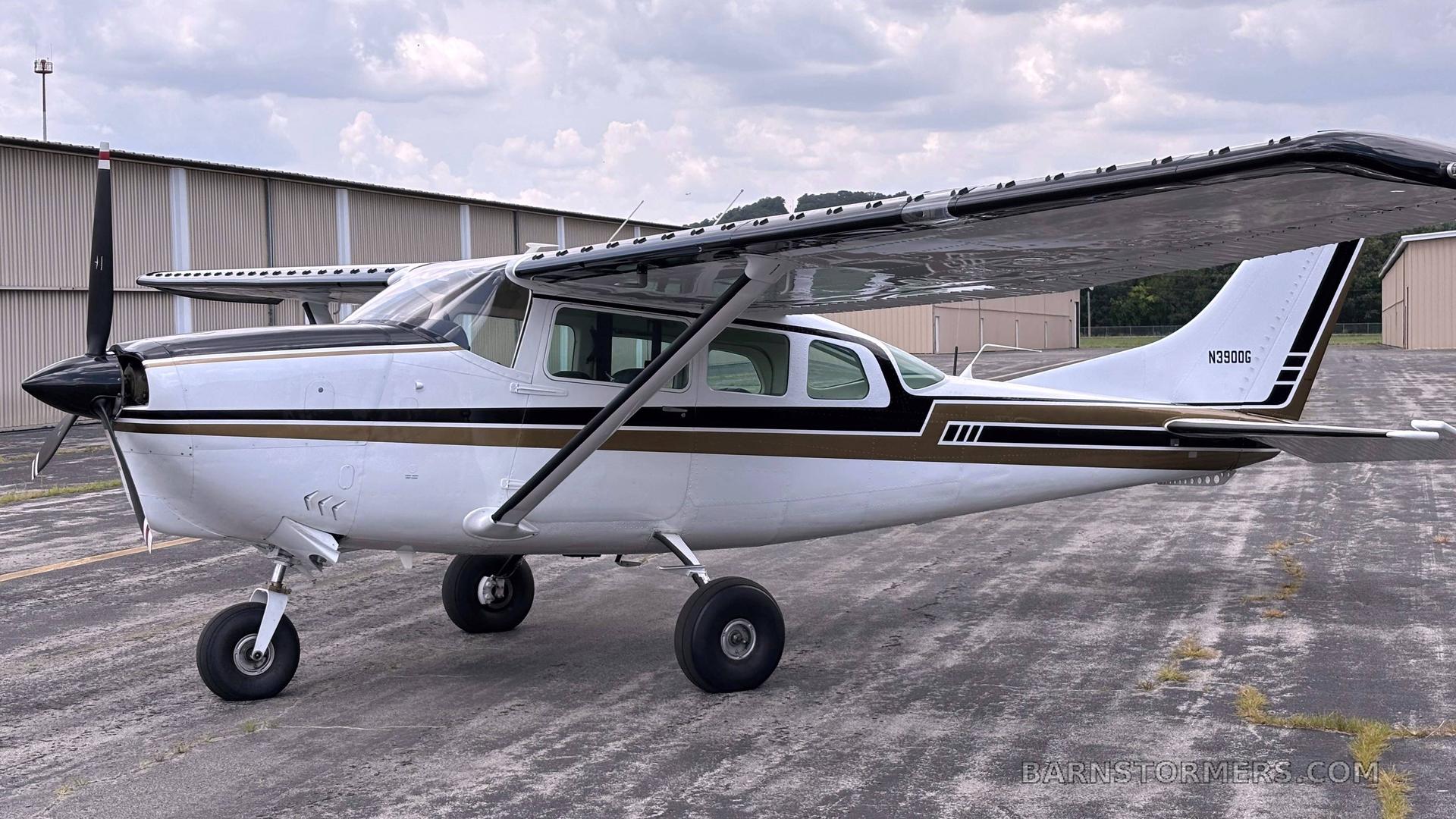1967 Cessna 206 thumbnail 4