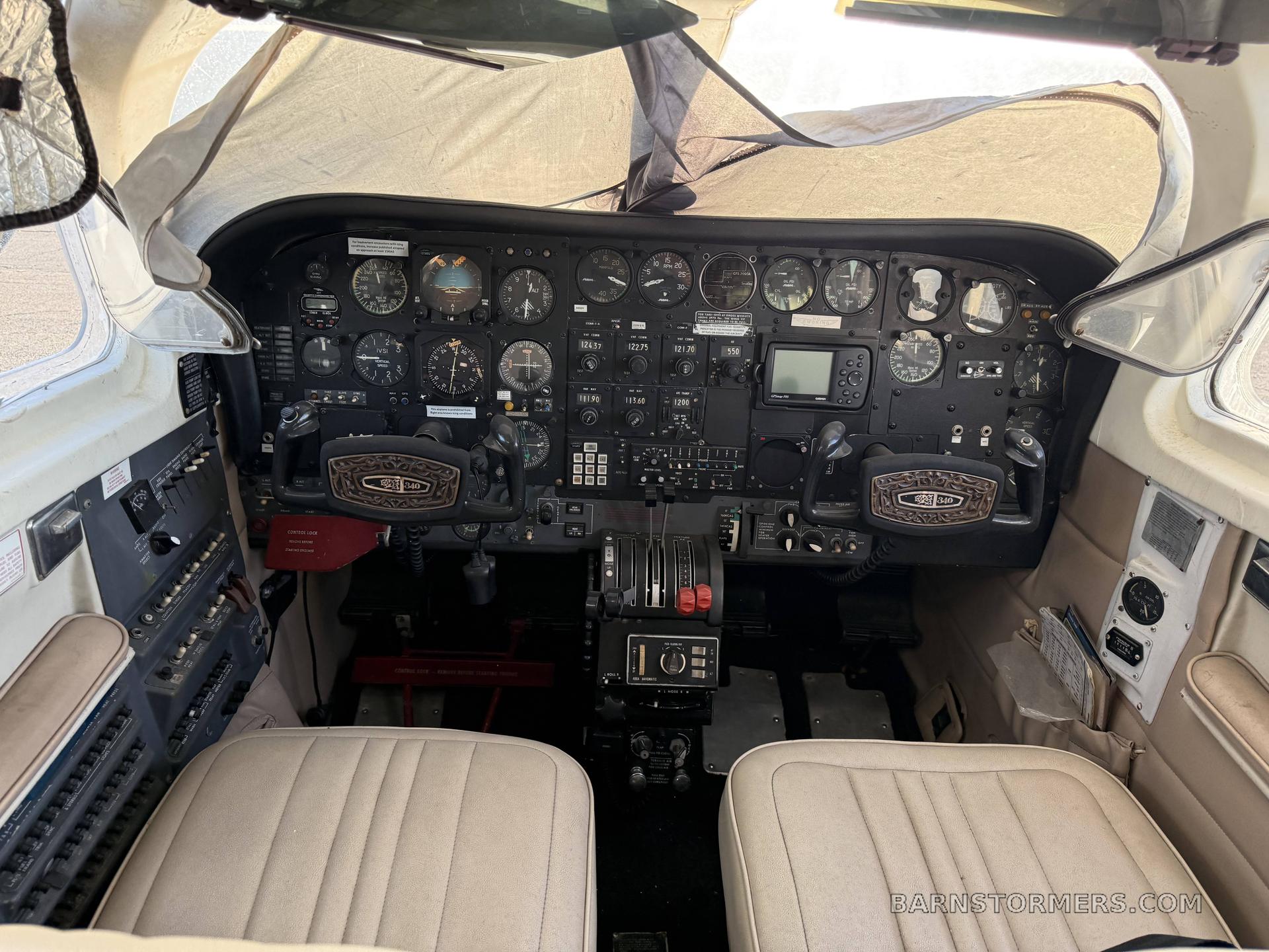 Cessna 340 thumbnail 4