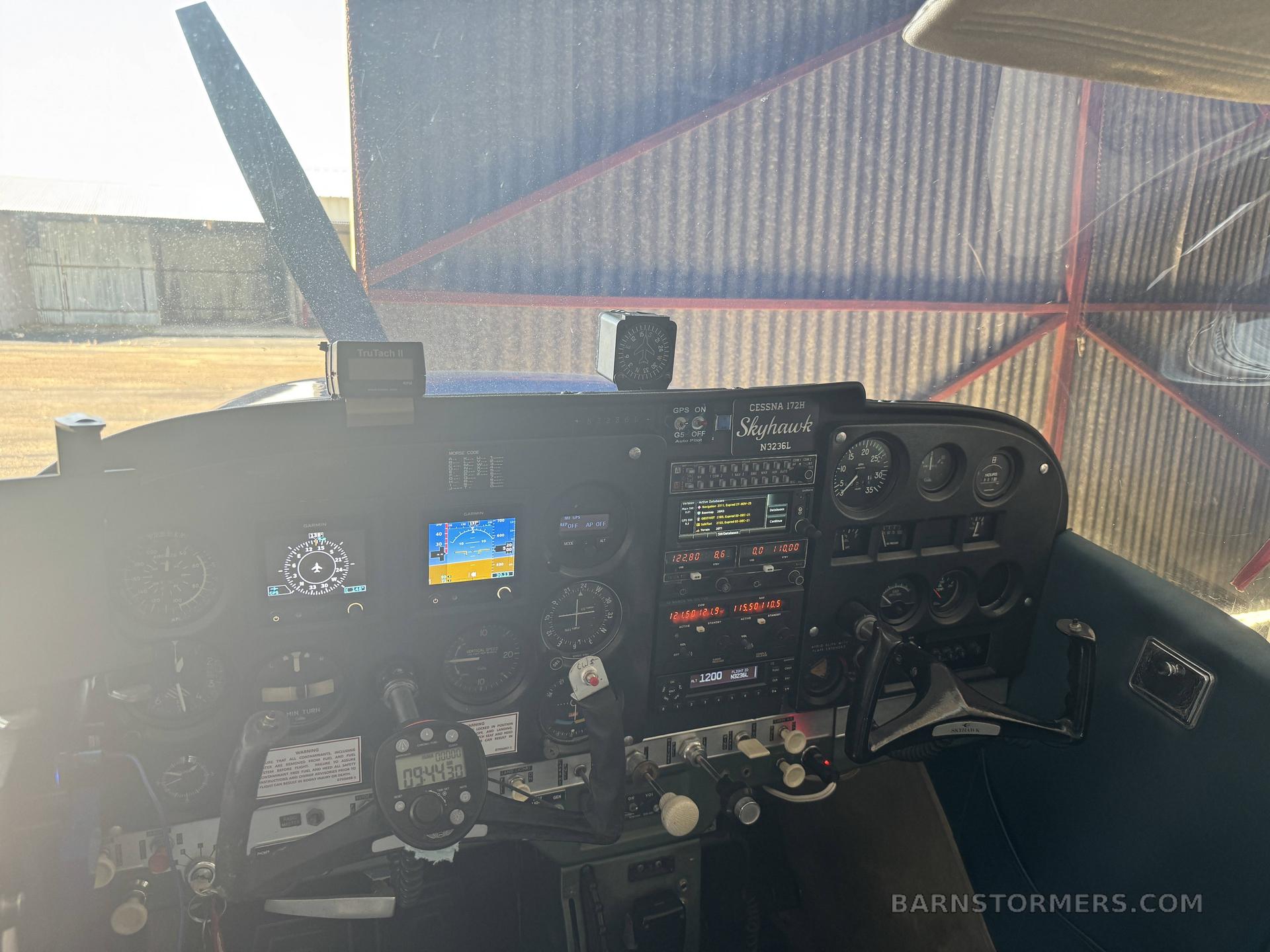 2024 Cessna 172 thumbnail 3