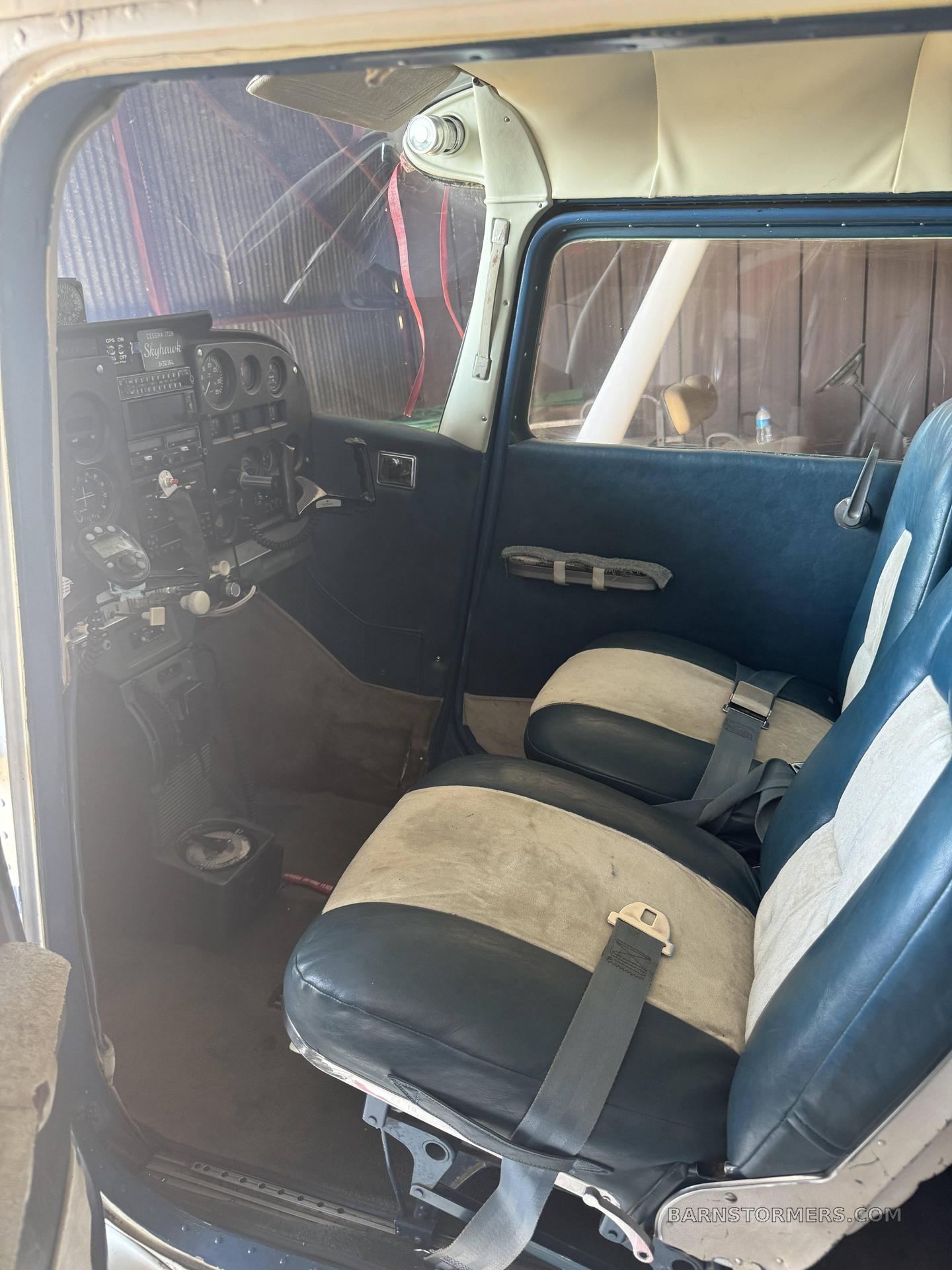 2024 Cessna 172 thumbnail 5