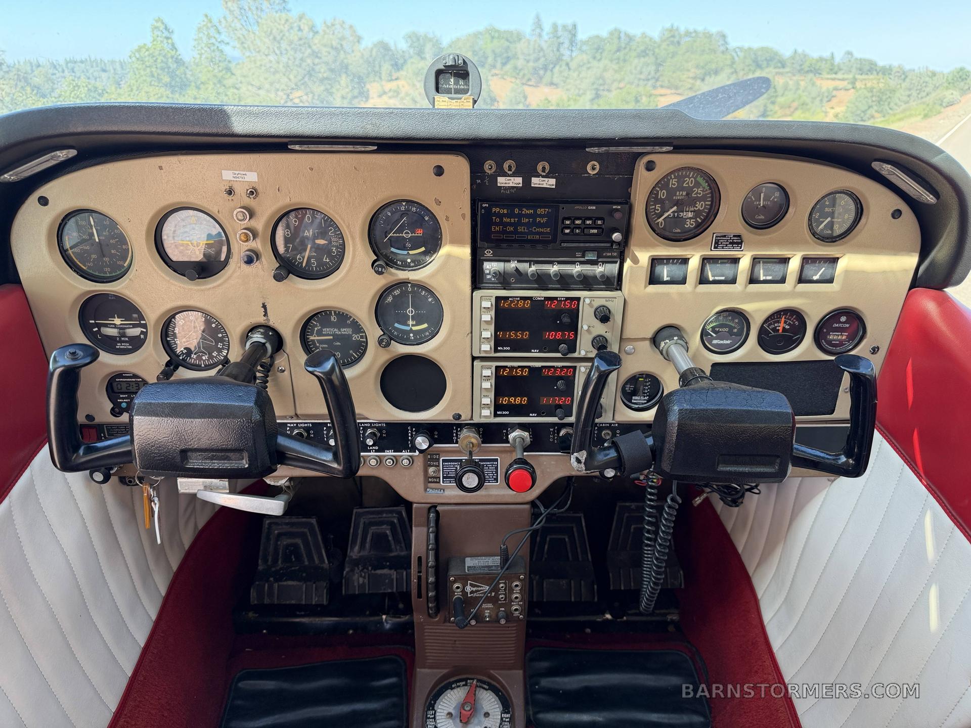 1969 Cessna 172 thumbnail 2