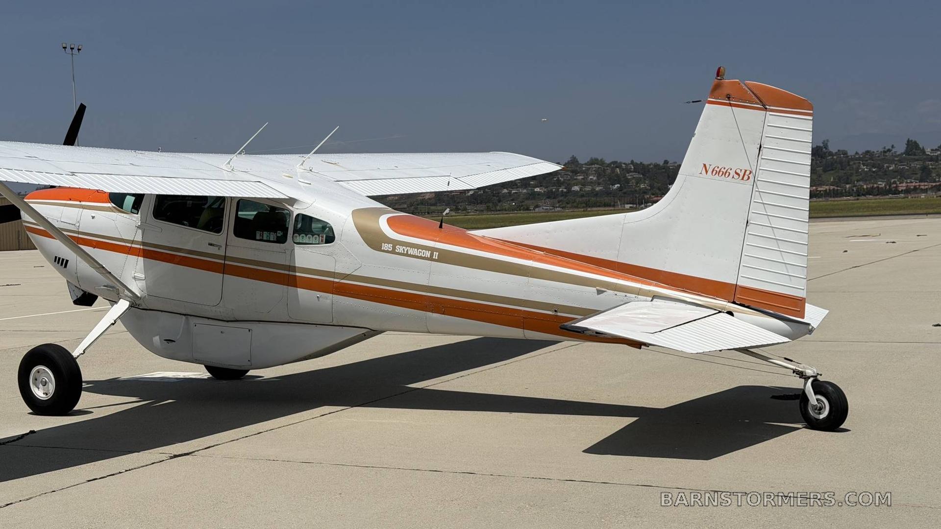 1980 Cessna 185 thumbnail 5