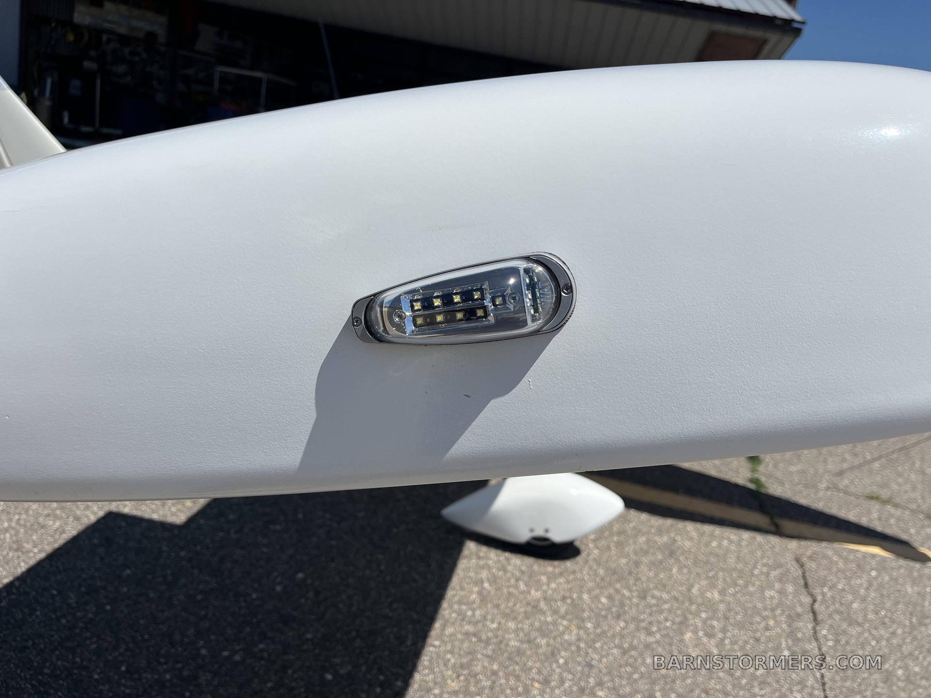 2004 Titan Tornado 1 (Sport), photo 10