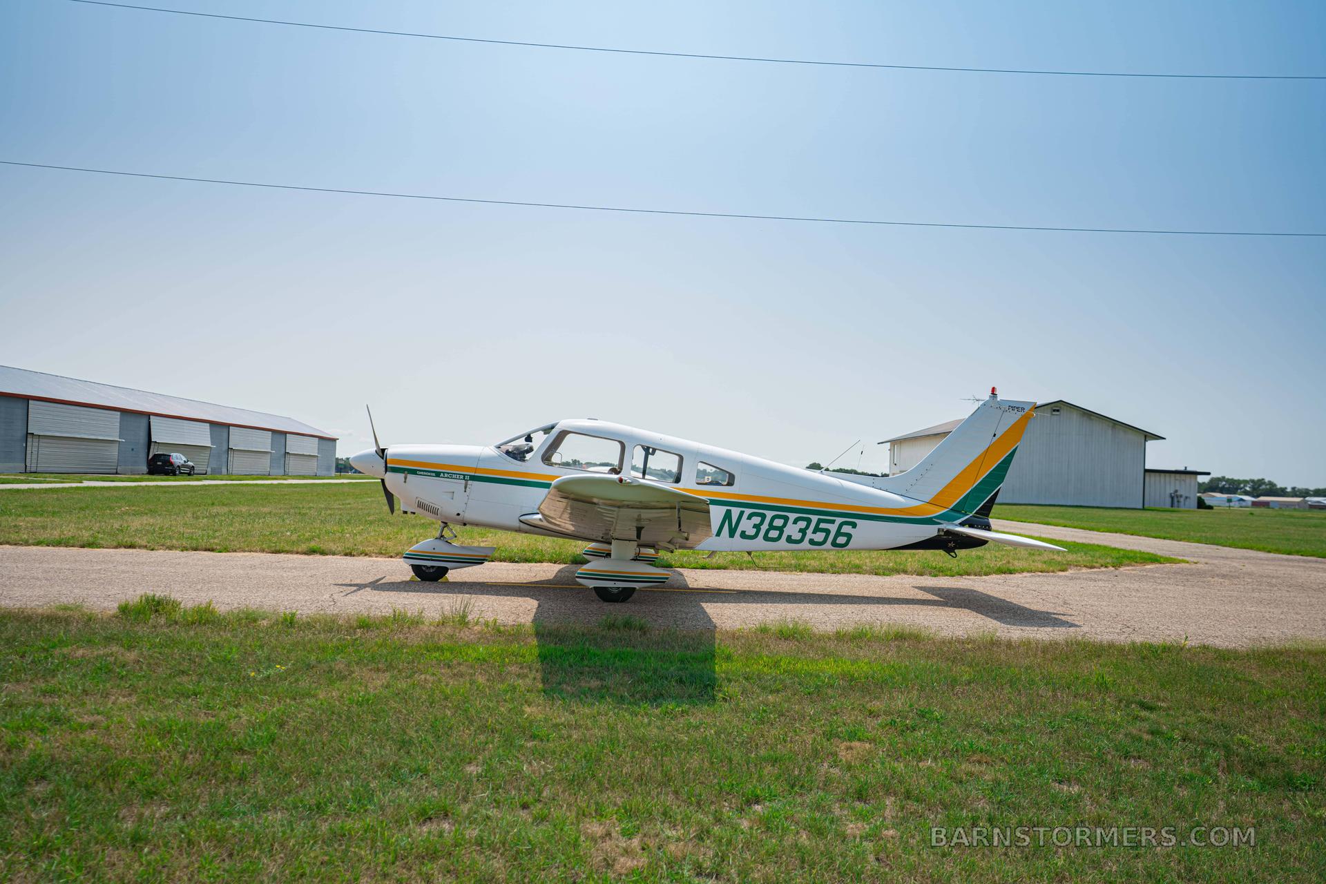 1977 Piper Archer thumbnail 2