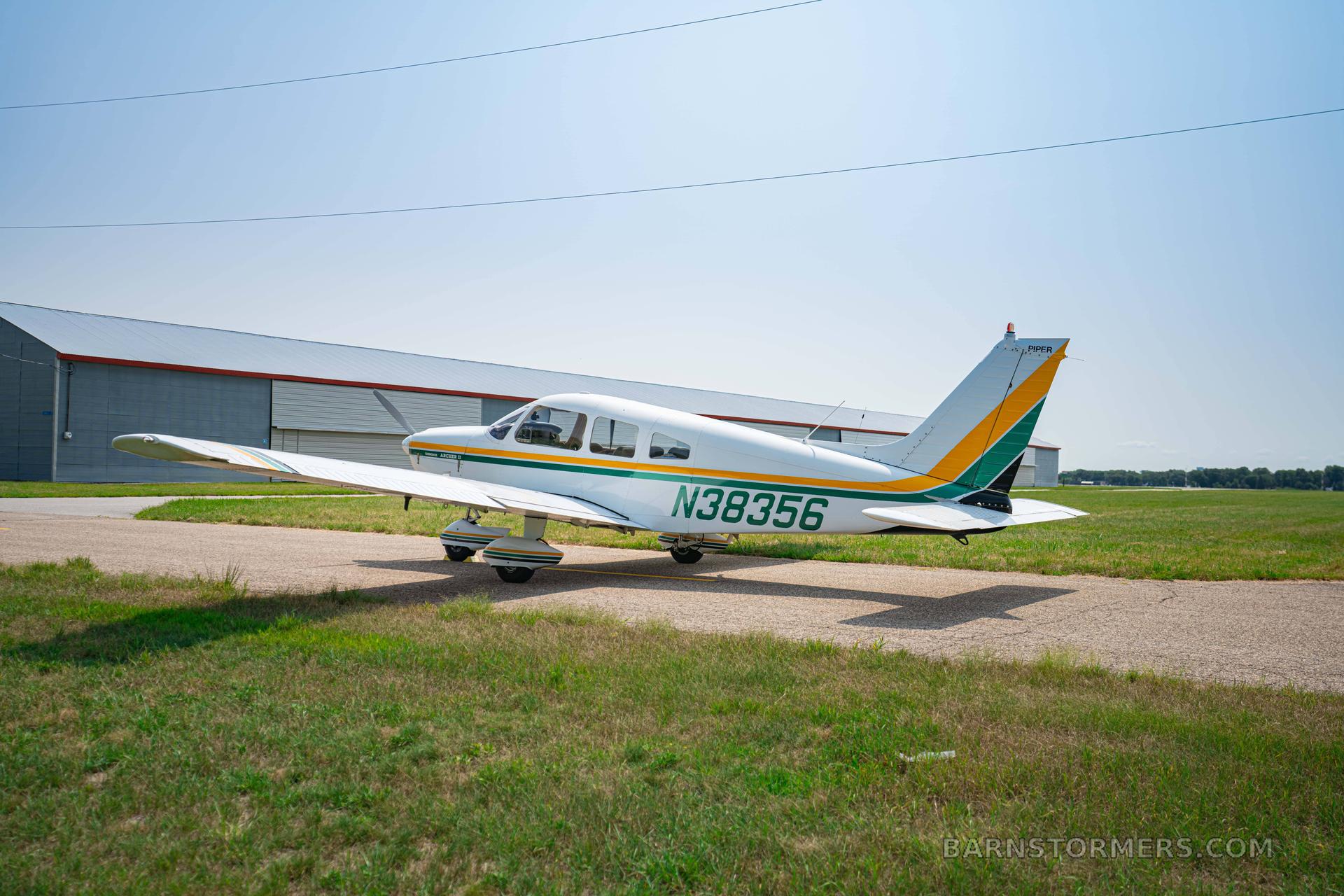 1977 Piper Archer thumbnail 3