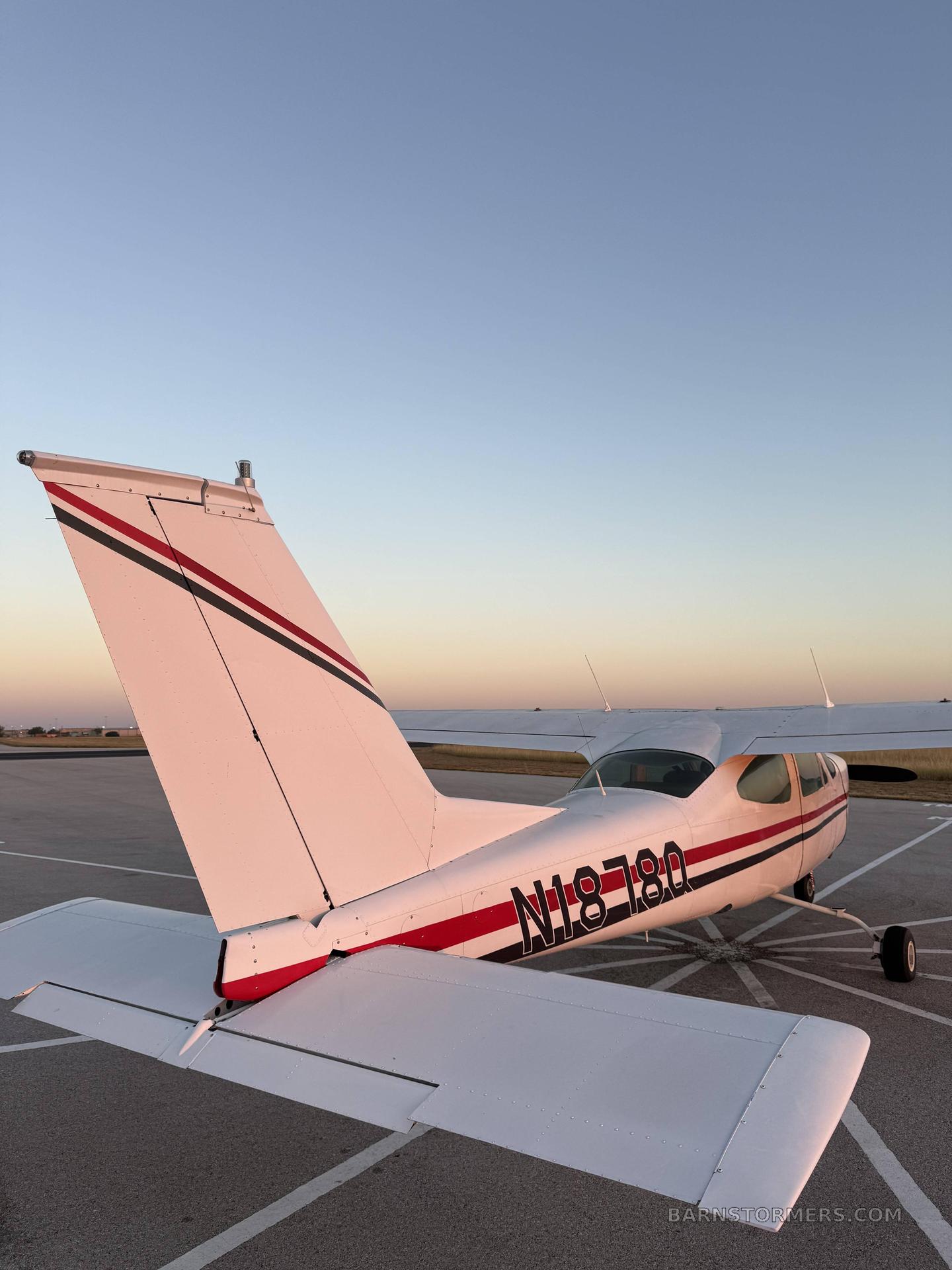 Cessna 177 thumbnail 2