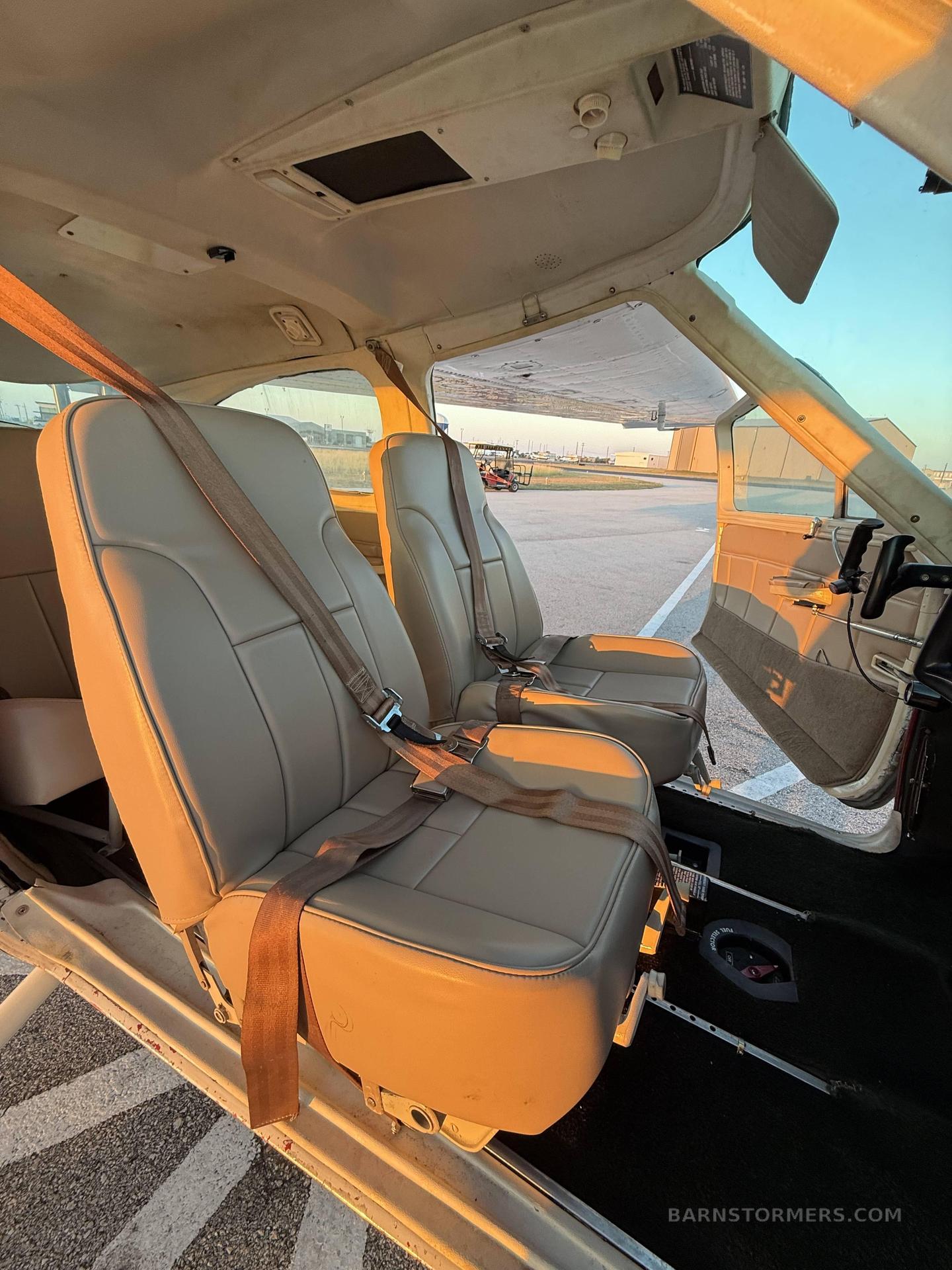 Cessna 177 thumbnail 4