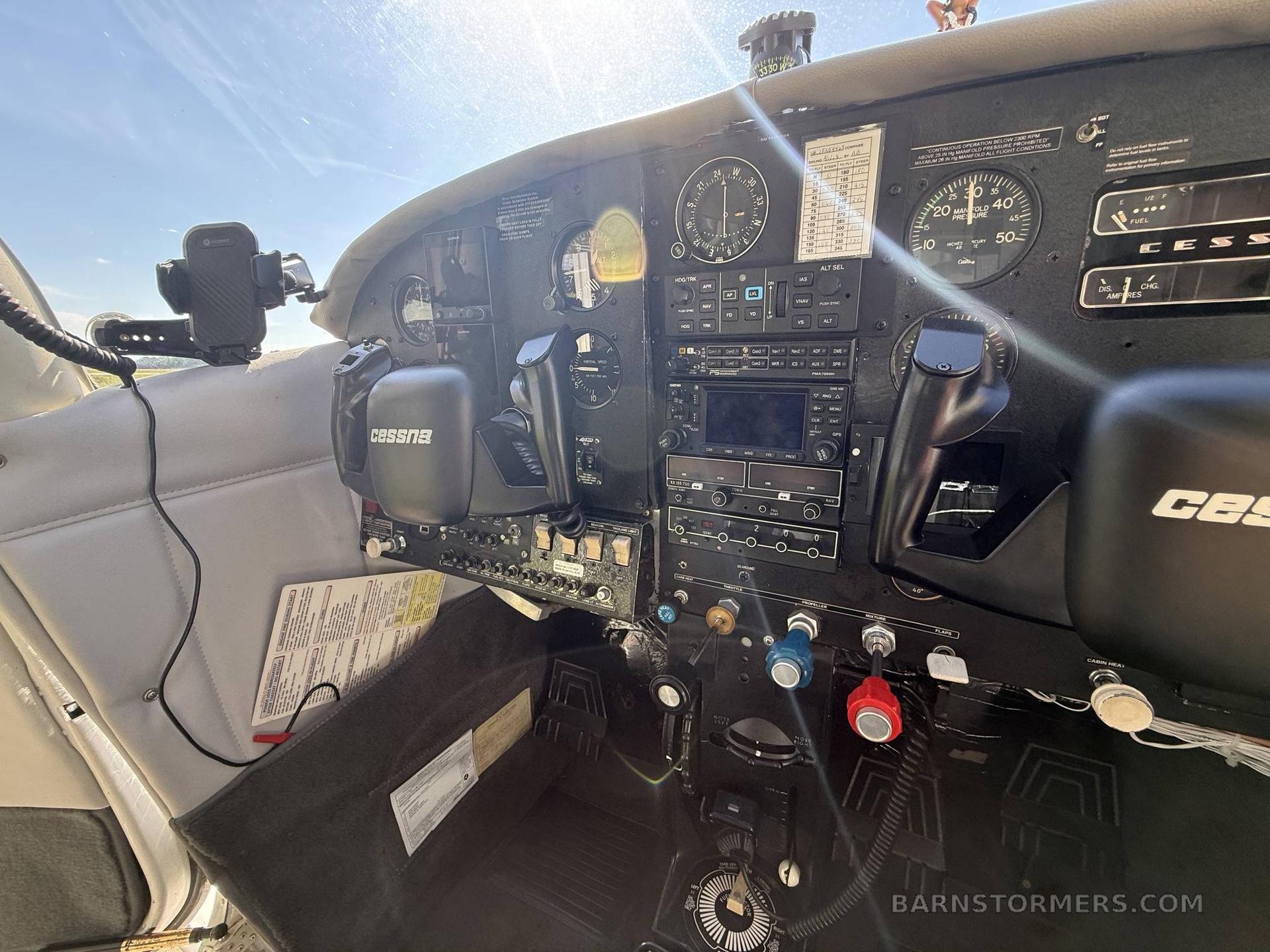 1963 Cessna 182 thumbnail 4
