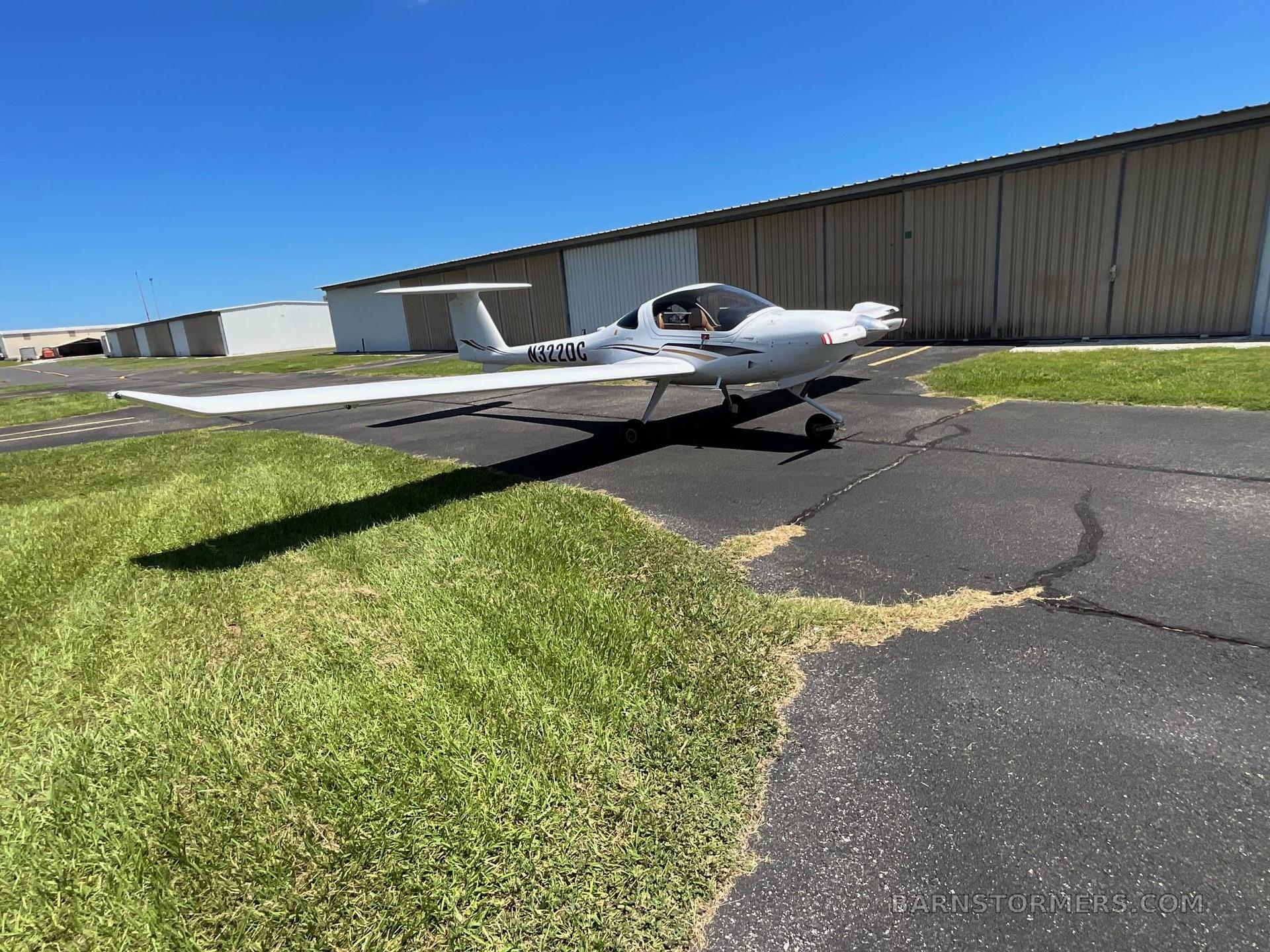 2009 Diamond DA20 C1 — photo 2